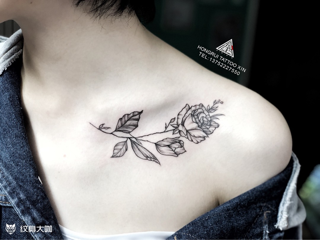 锁骨一枝花_纹身图案手稿图片_天津初拾tattoo-哈拉辛的纹身作品集