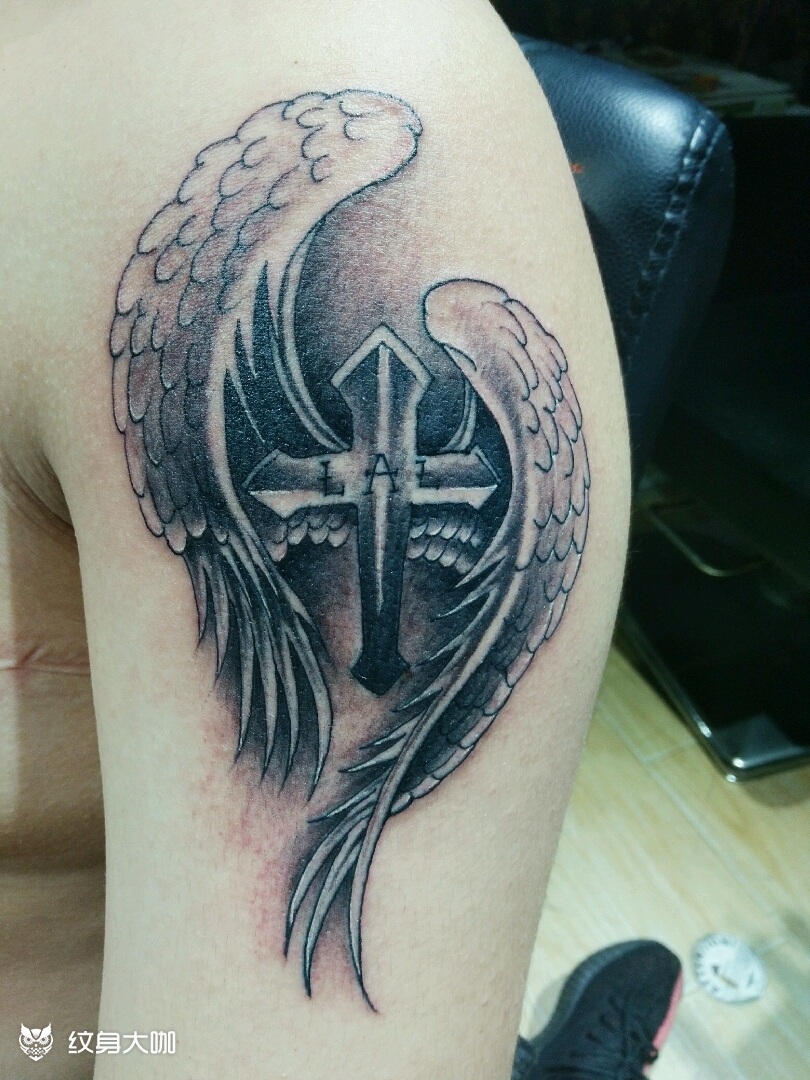 翅膀_纹身图案手稿图片_王浩的纹身作品集