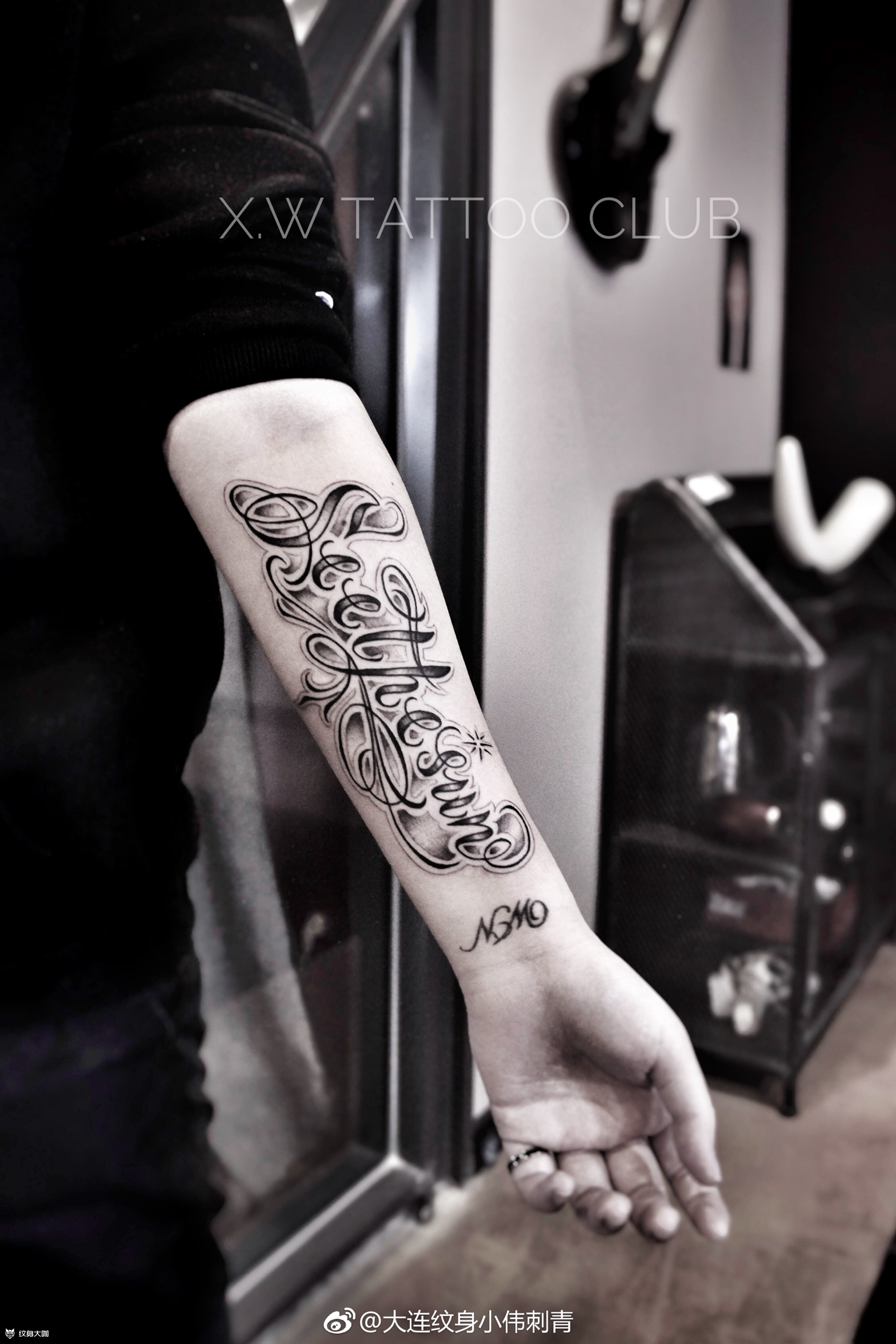 小臂花体 _纹身图案手稿图片_小伟的纹身作品集