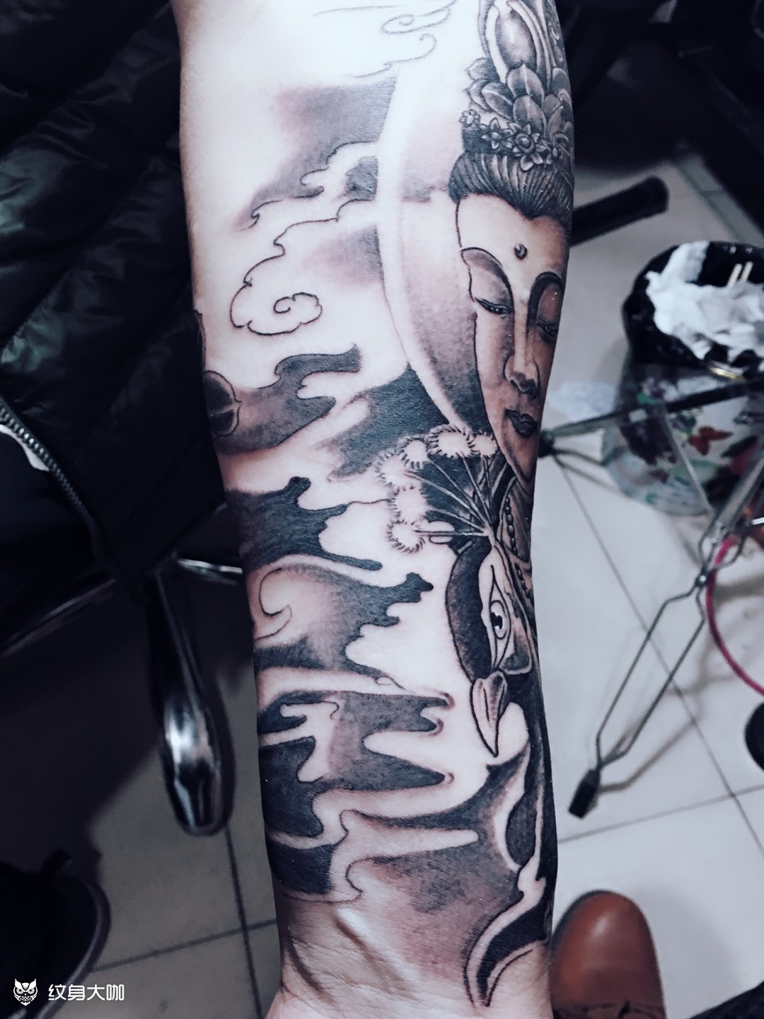 孔雀明王菩萨_纹身图案手稿图片_禅心的纹身作品集