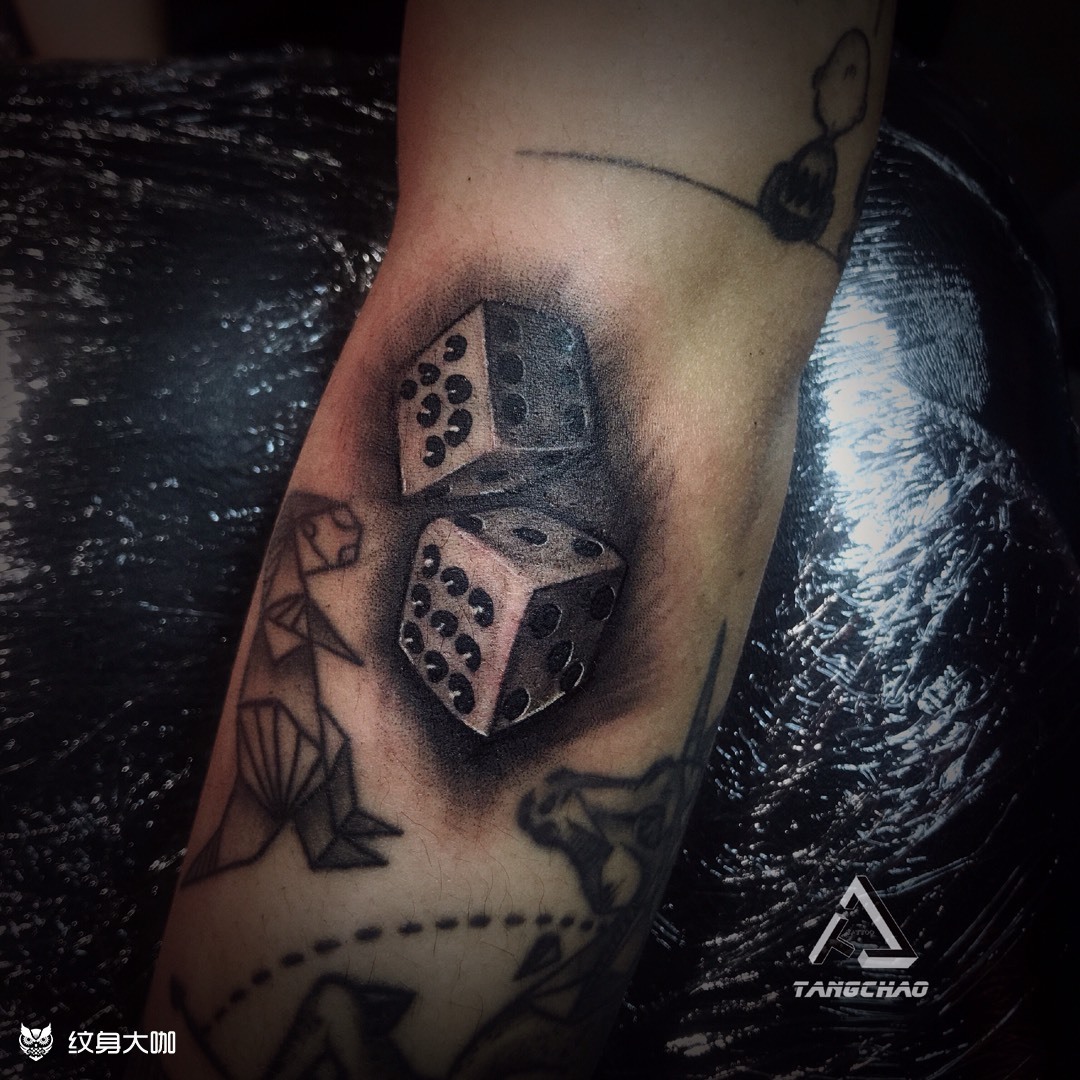 赌徒_纹身图案手稿图片_贪杯老唐酒后挑灯看贱的纹身作品集