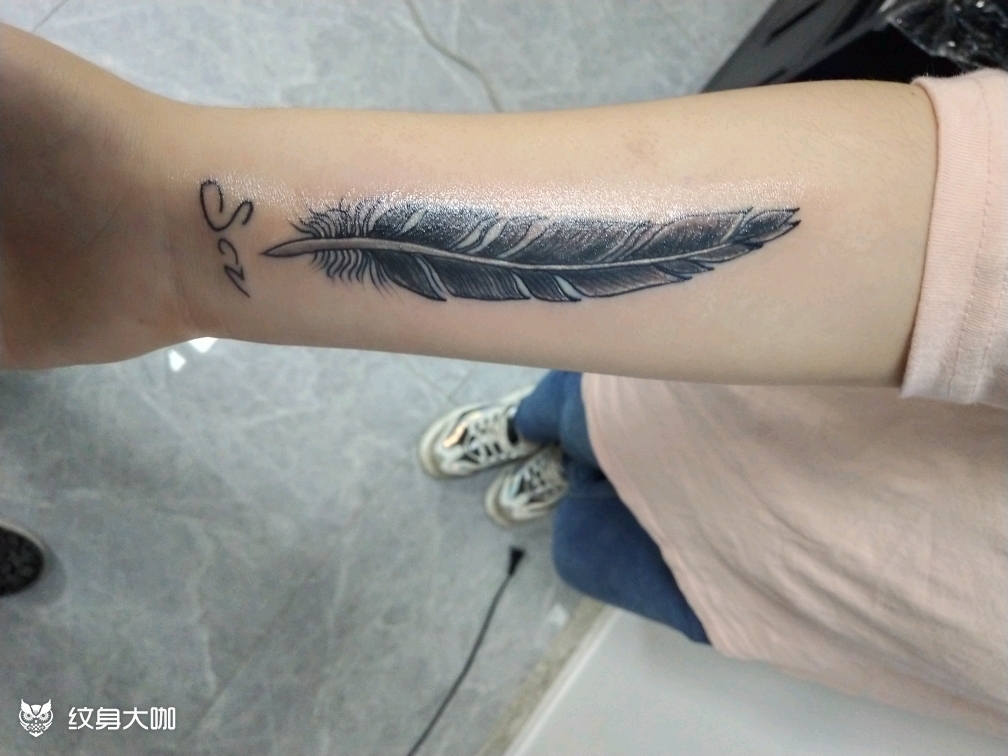 羽毛_纹身图案手稿图片_﹏°彼得潘ゝ的纹身作品集