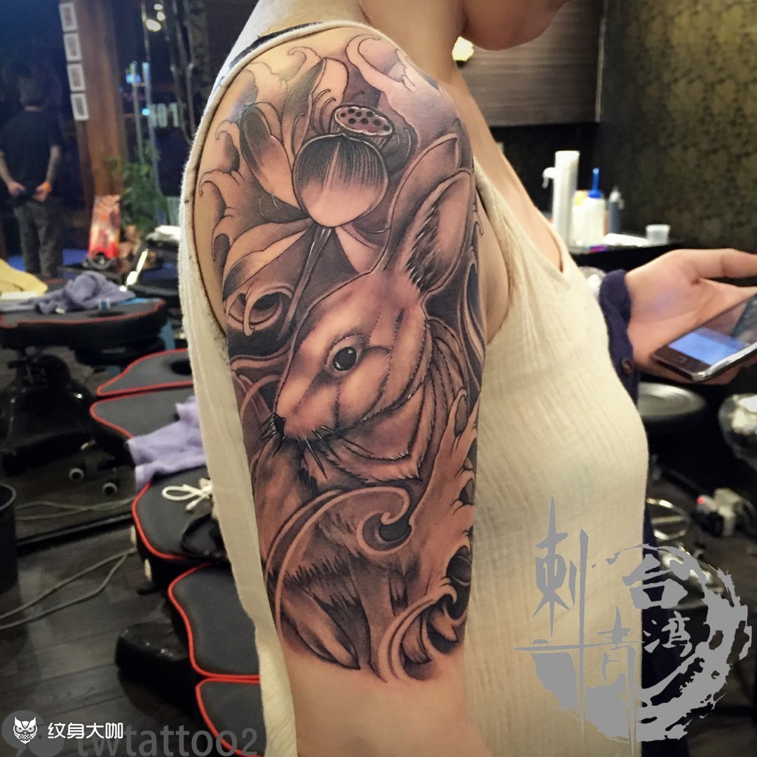 兔子77莲花_纹身图案手稿图片_天龙堂的纹身作品集