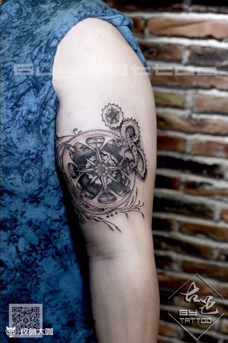 罗盘_纹身图案手稿图片_古邑,小聪的纹身作品集