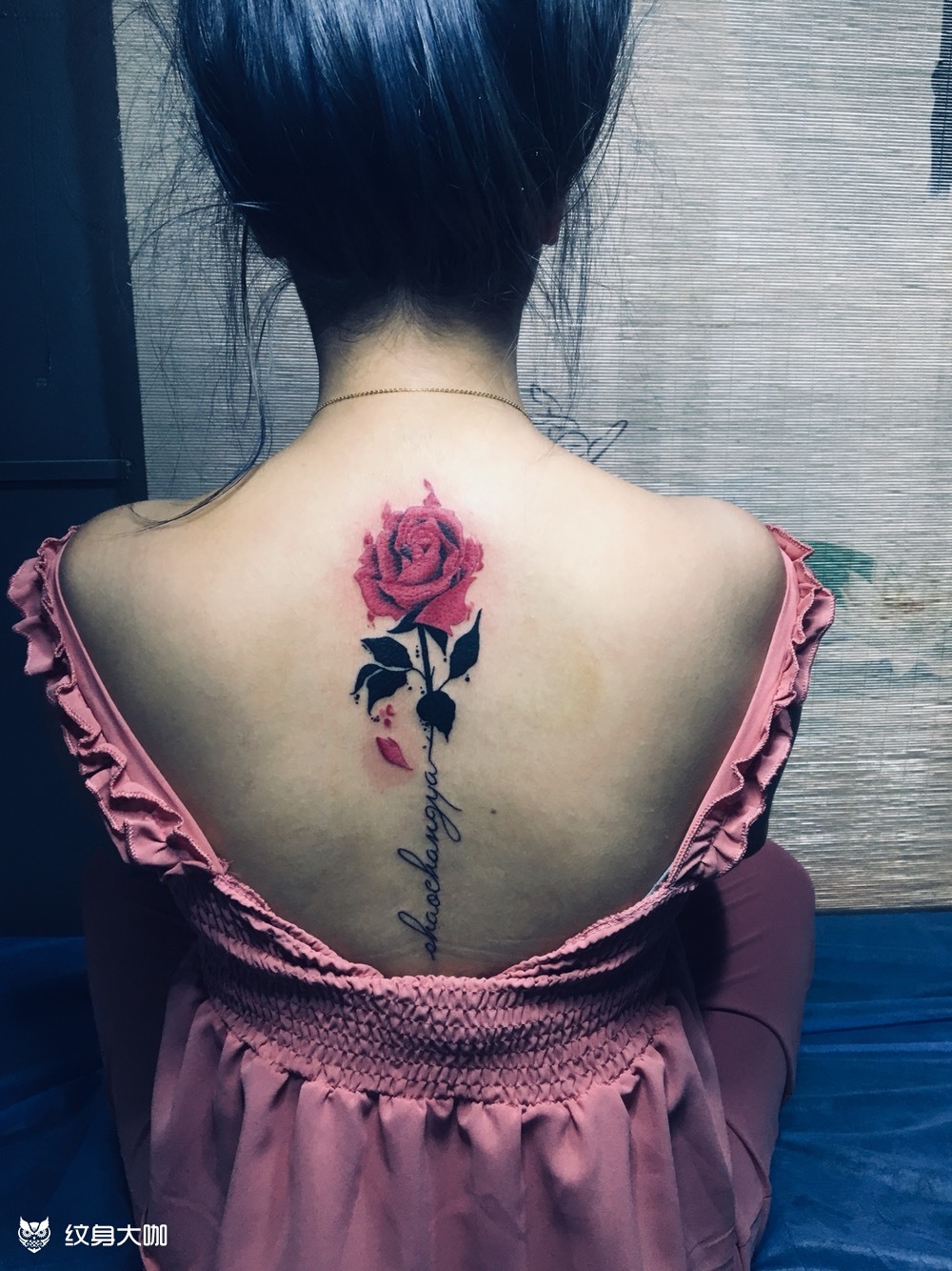 脊背性感玫瑰花_纹身图案手稿图片_一生的纹身作品集