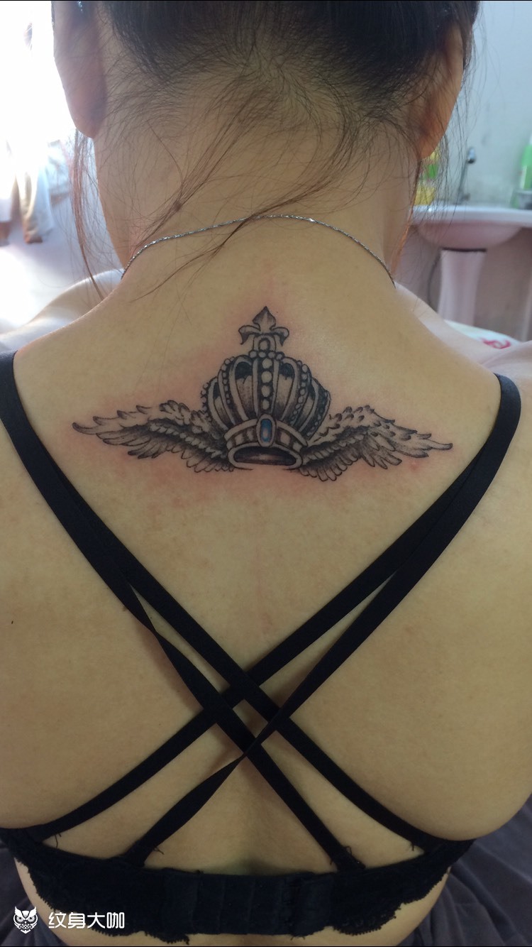 皇冠翅膀_纹身图案手稿图片_龙艺的纹身作品集