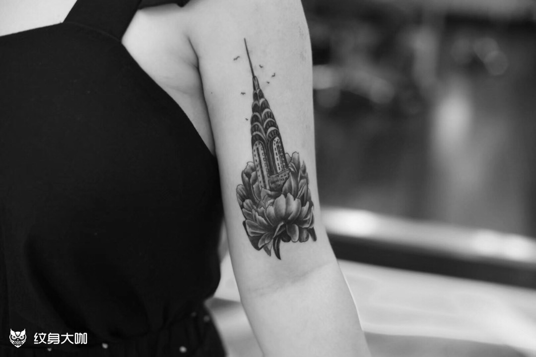 大臂内侧欧美塔_纹身图案手稿图片_v刺泽北的纹身作品集