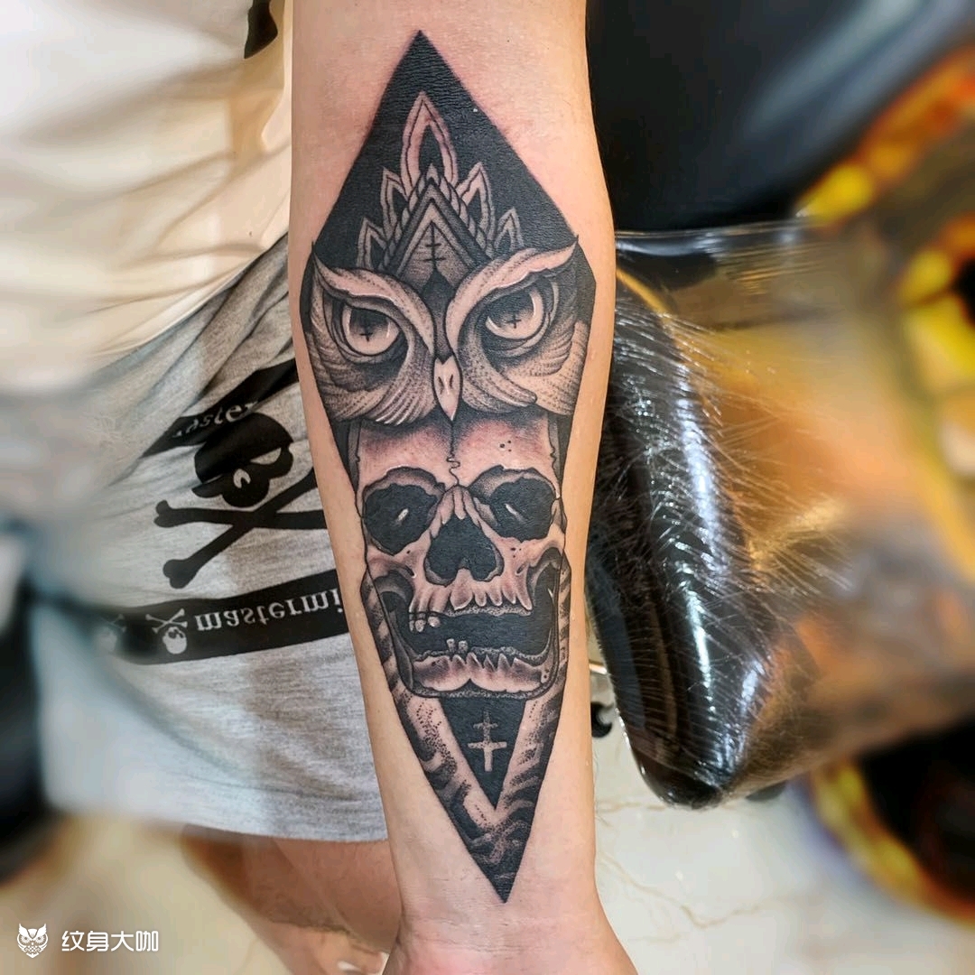 猫头鹰 骷髅_纹身图案手稿图片_唐良快的纹身作品集