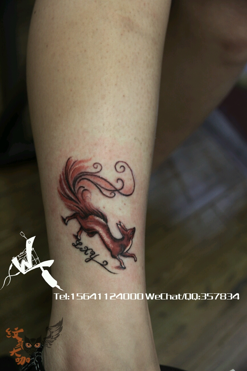 脚踝狐狸_纹身图案手稿图片_周磊的纹身作品集