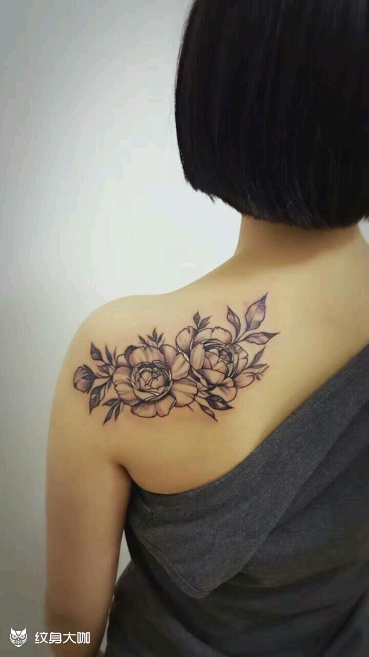 后肩花_纹身图案手稿图片_马莉的纹身作品集