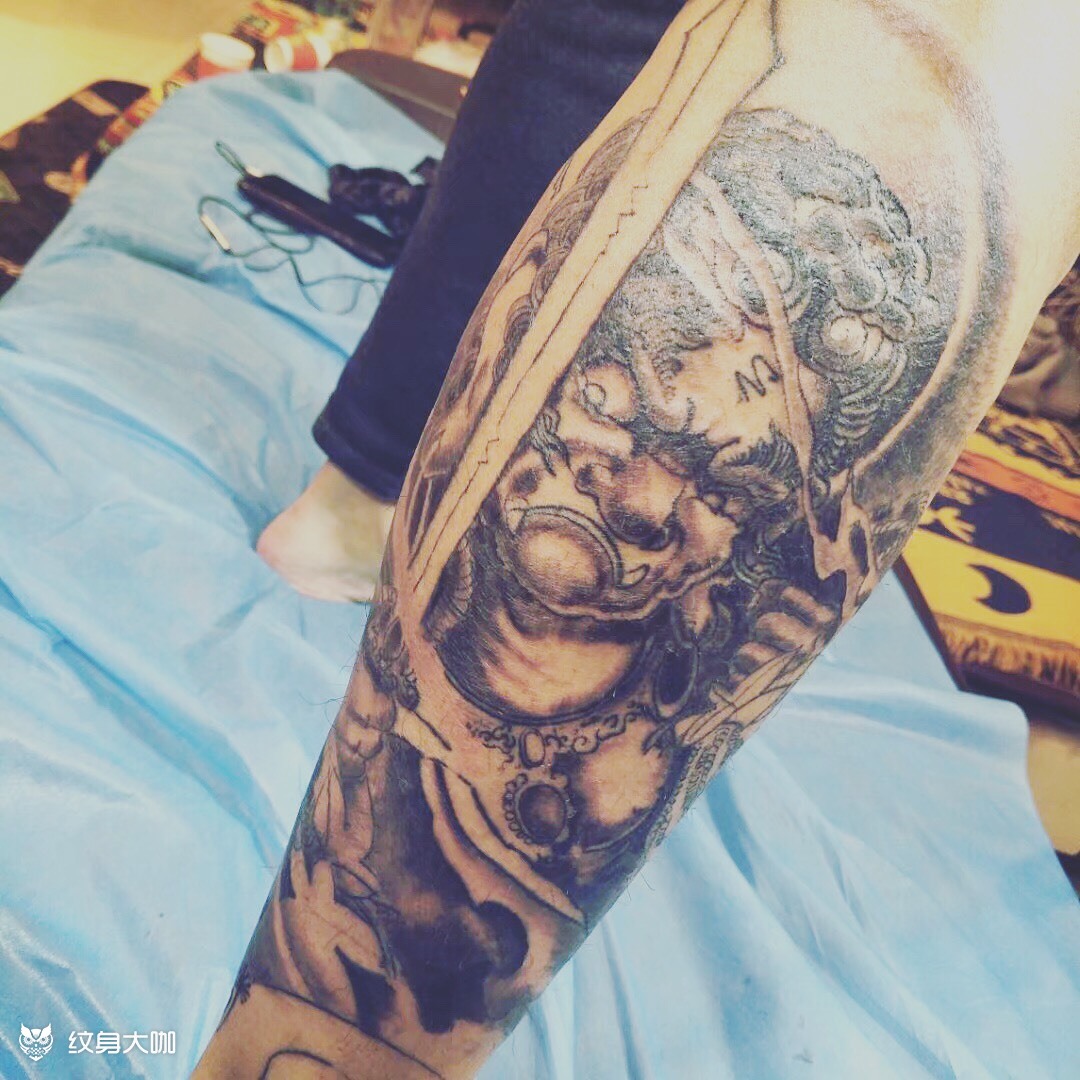 小腿 不动冥王_纹身图案手稿图片_徐天耀的纹身作品集