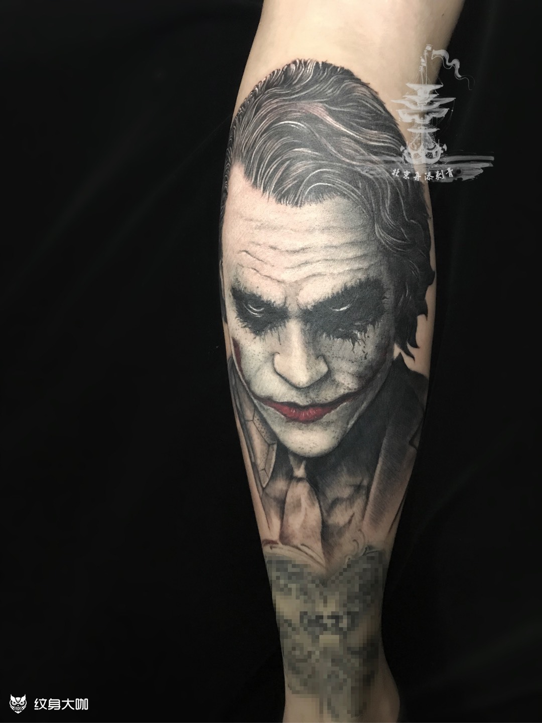 《小丑》电影《蝙蝠侠》中小丑_纹身吧社区 - 纹身大咖