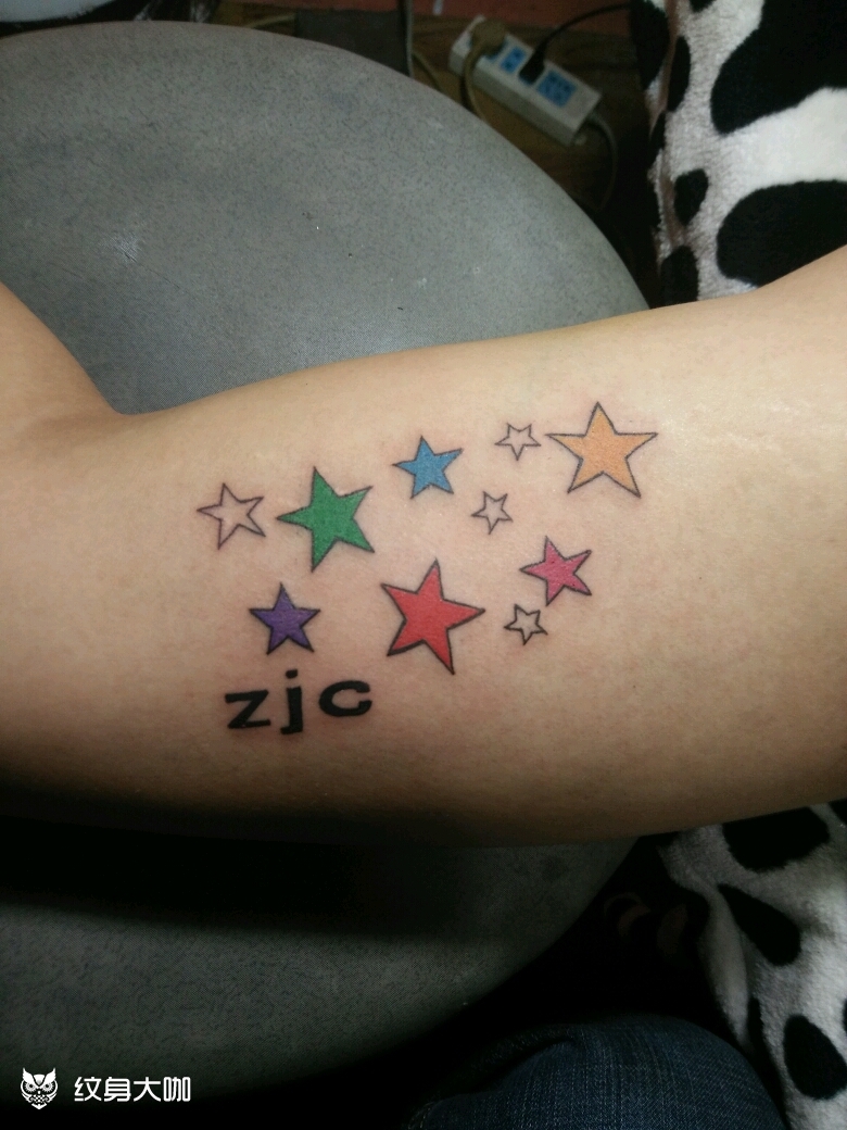 小星星_纹身图案手稿图片_汤龙的纹身作品集