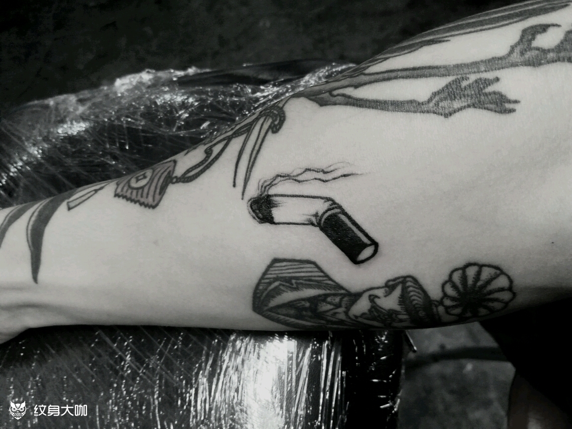 戒烟_纹身图案手稿图片_drroo的纹身作品集