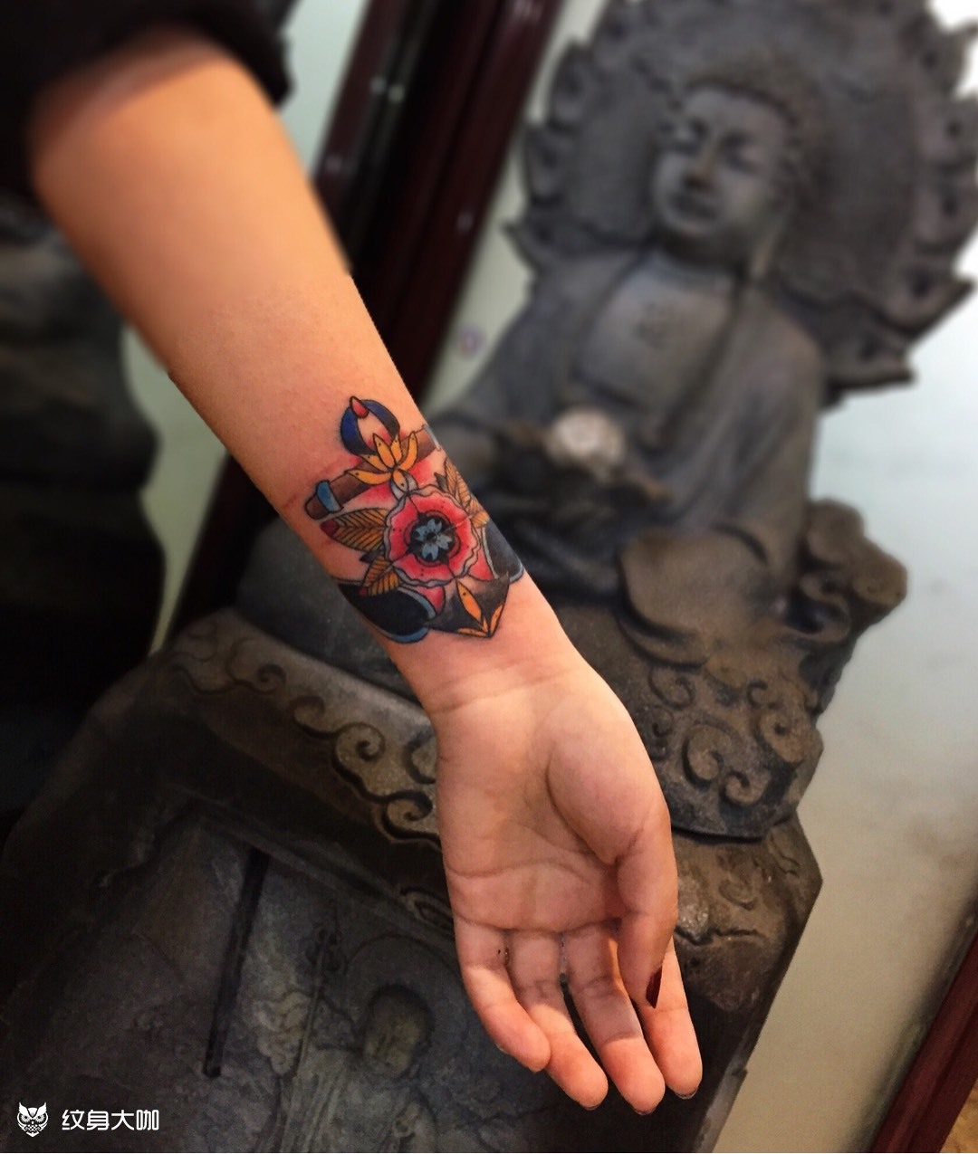 手腕遮盖疤痕_纹身图案手稿图片_十七的纹身作品集