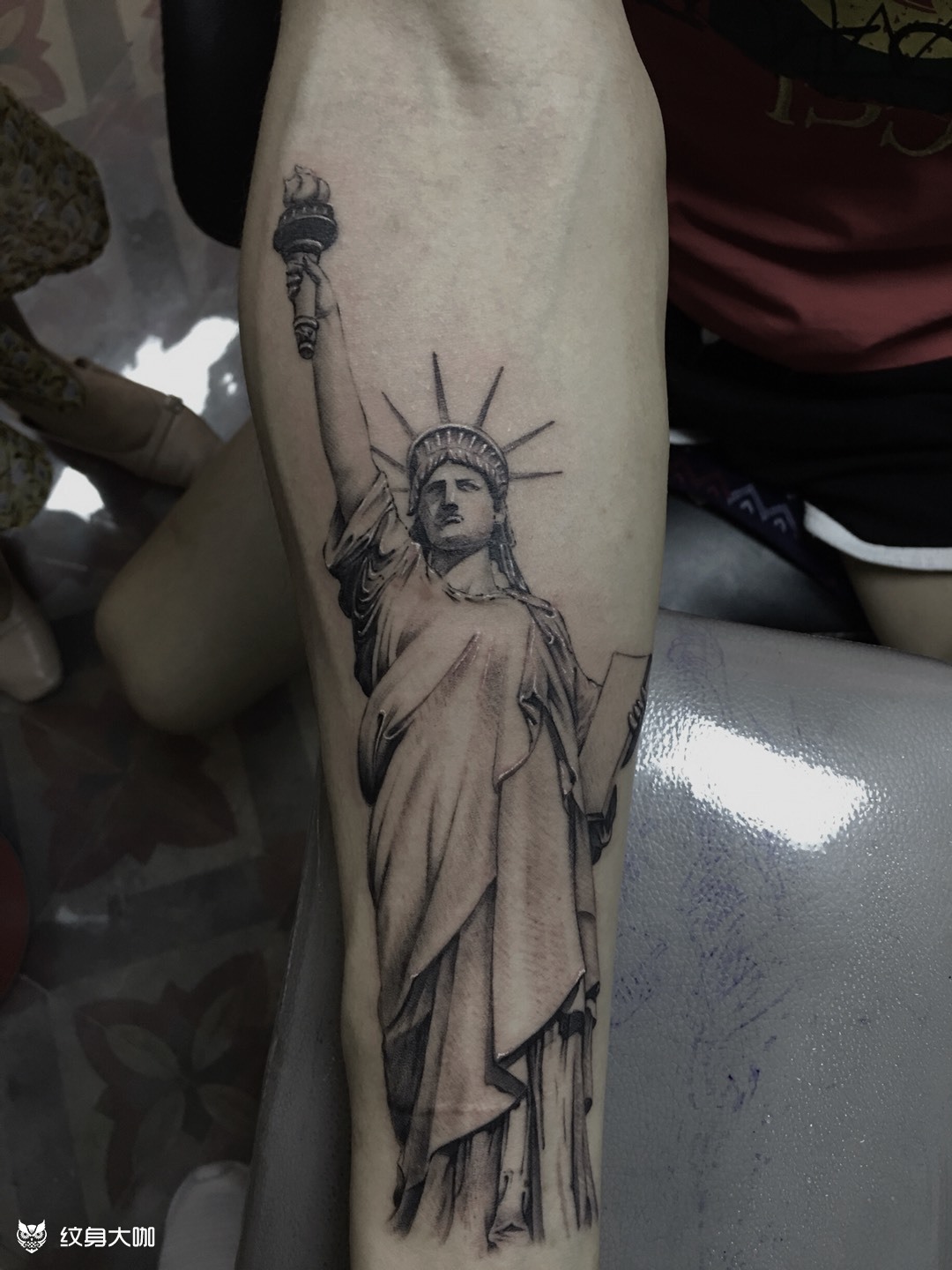 代表自由的纹身图案女图片