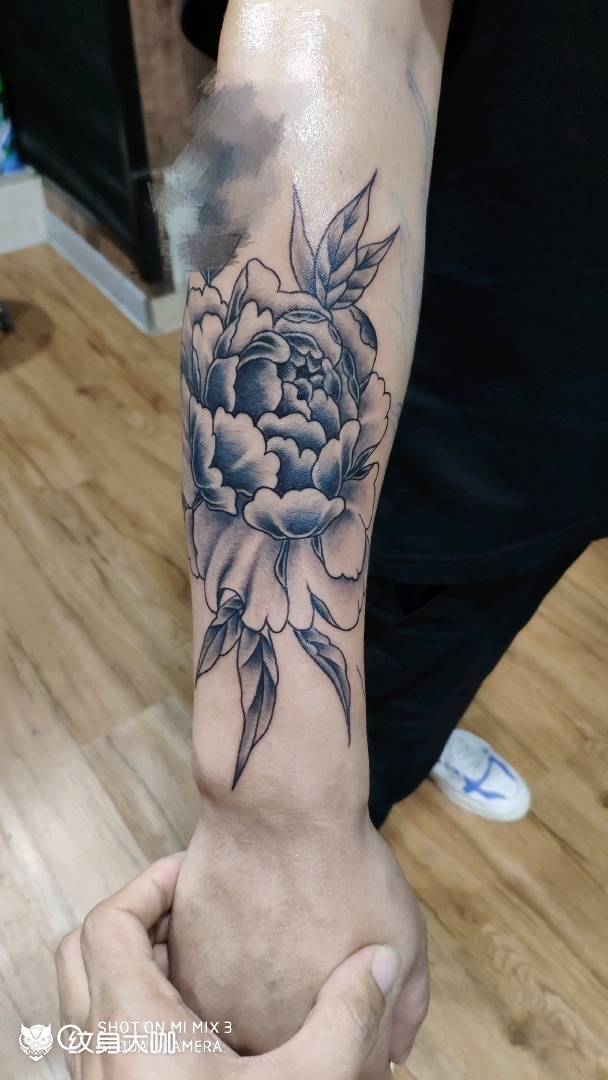 黑灰牡丹花_纹身图案手稿图片_殷亚立的纹身作品集