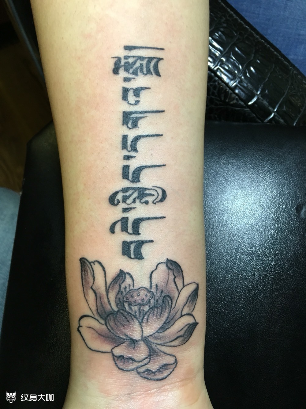 梵文 莲花_纹身图案手稿图片_老方的纹身作品集