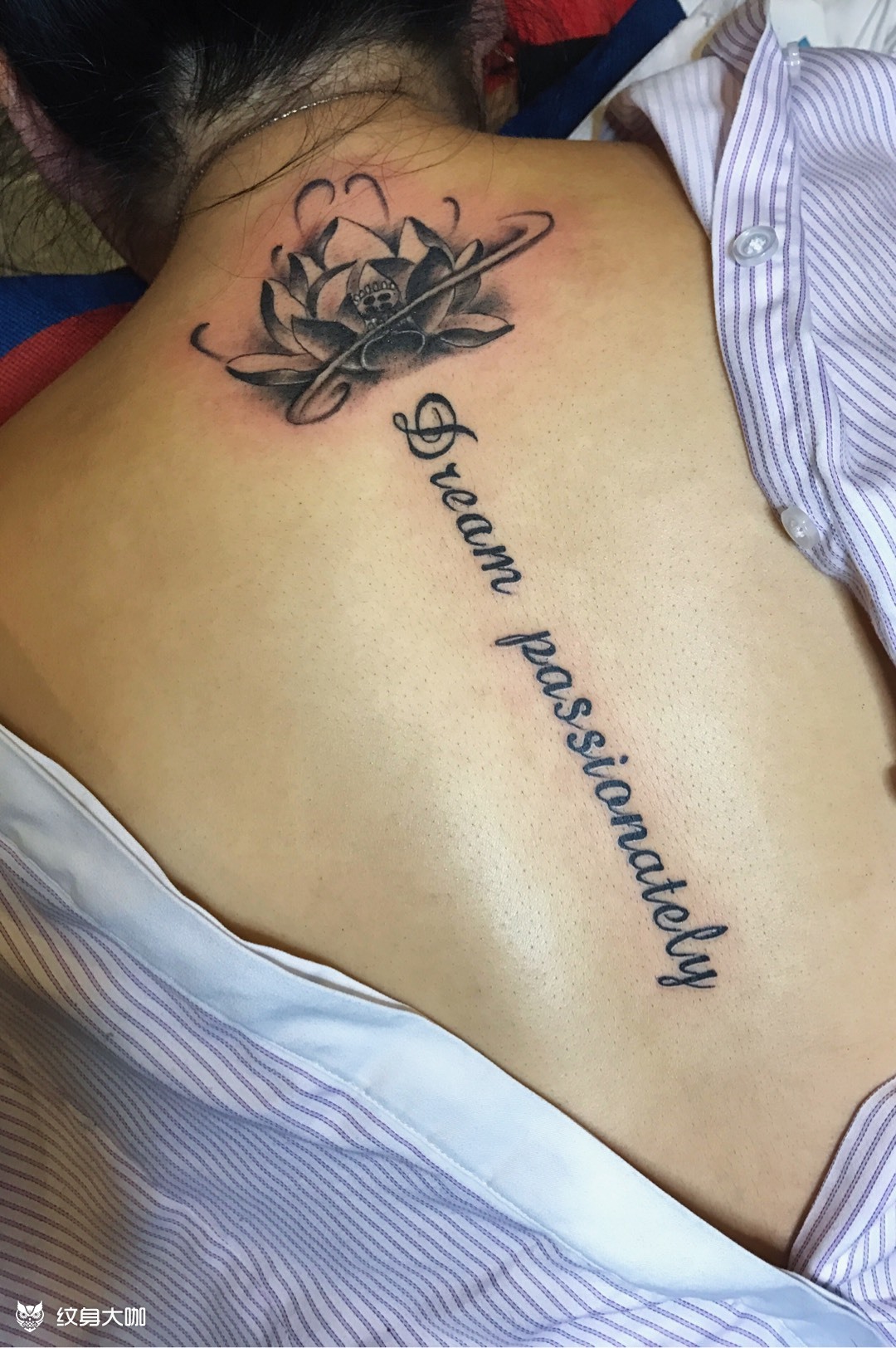 脊柱莲花……_纹身图案手稿图片_阿虎的纹身作品集