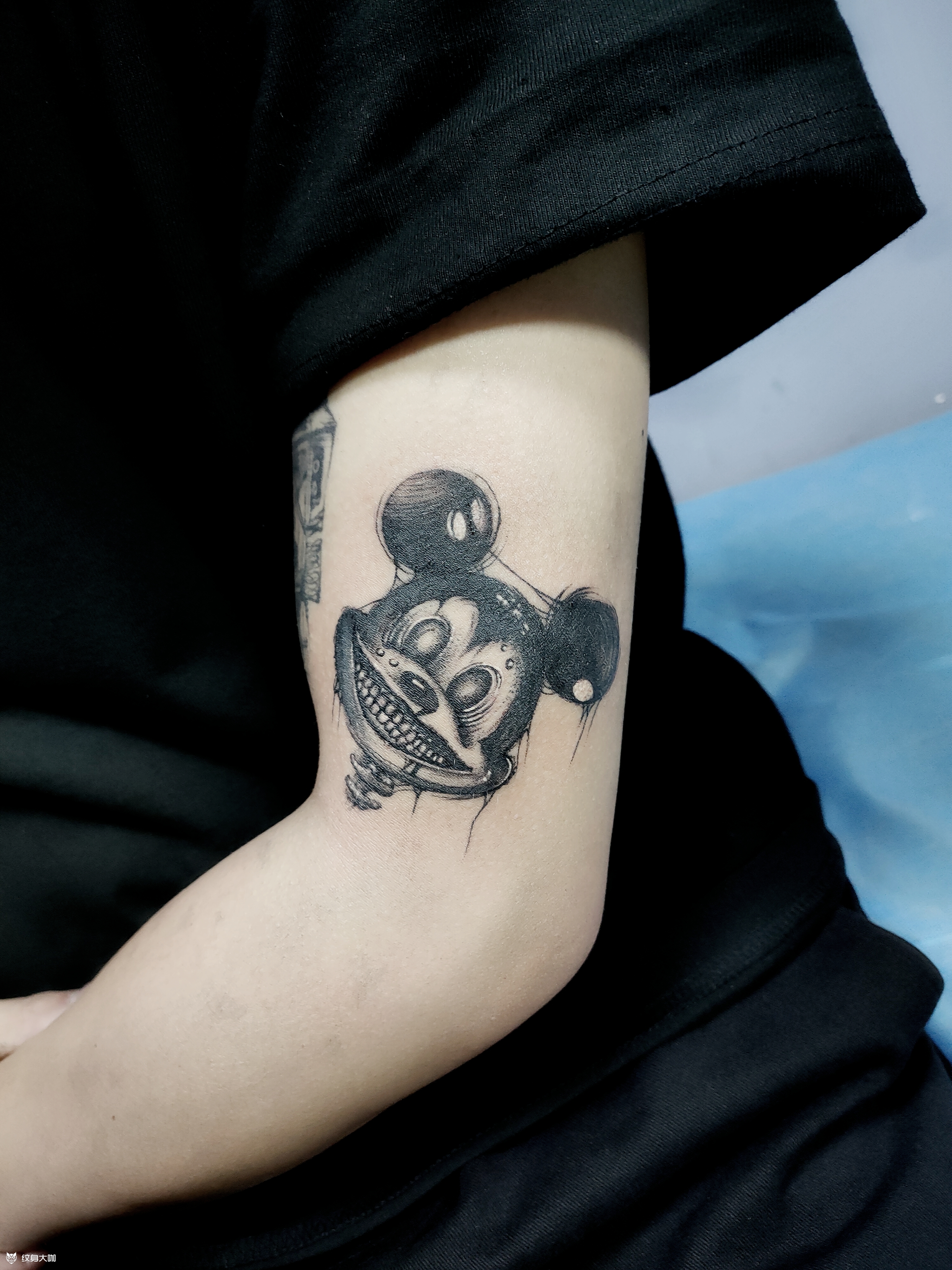 暗黑米老鼠_纹身图案手稿图片_jiang的纹身作品集