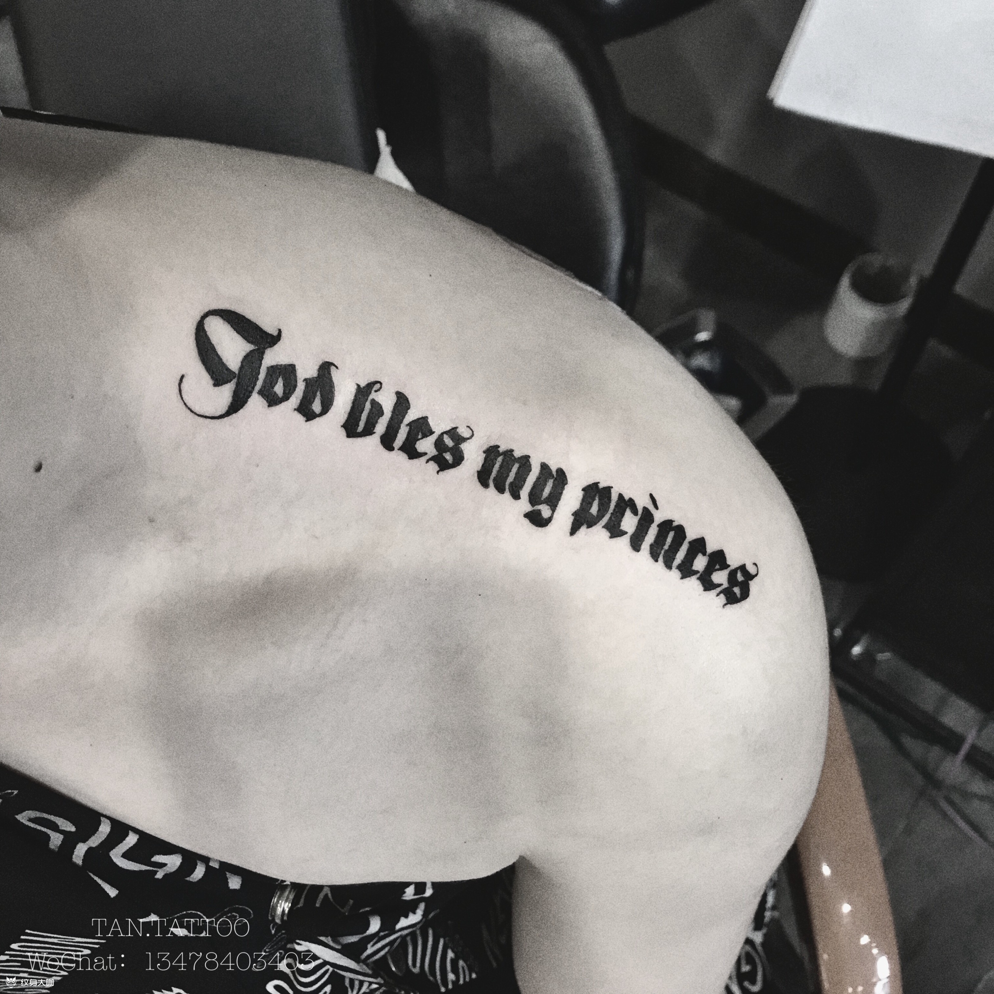 肩膀英文_纹身图案手稿图片_tan的纹身作品集
