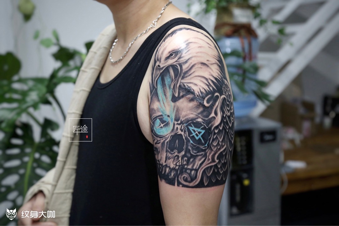 鹰 骷髅_纹身图案手稿图片_崔振峰的纹身作品集