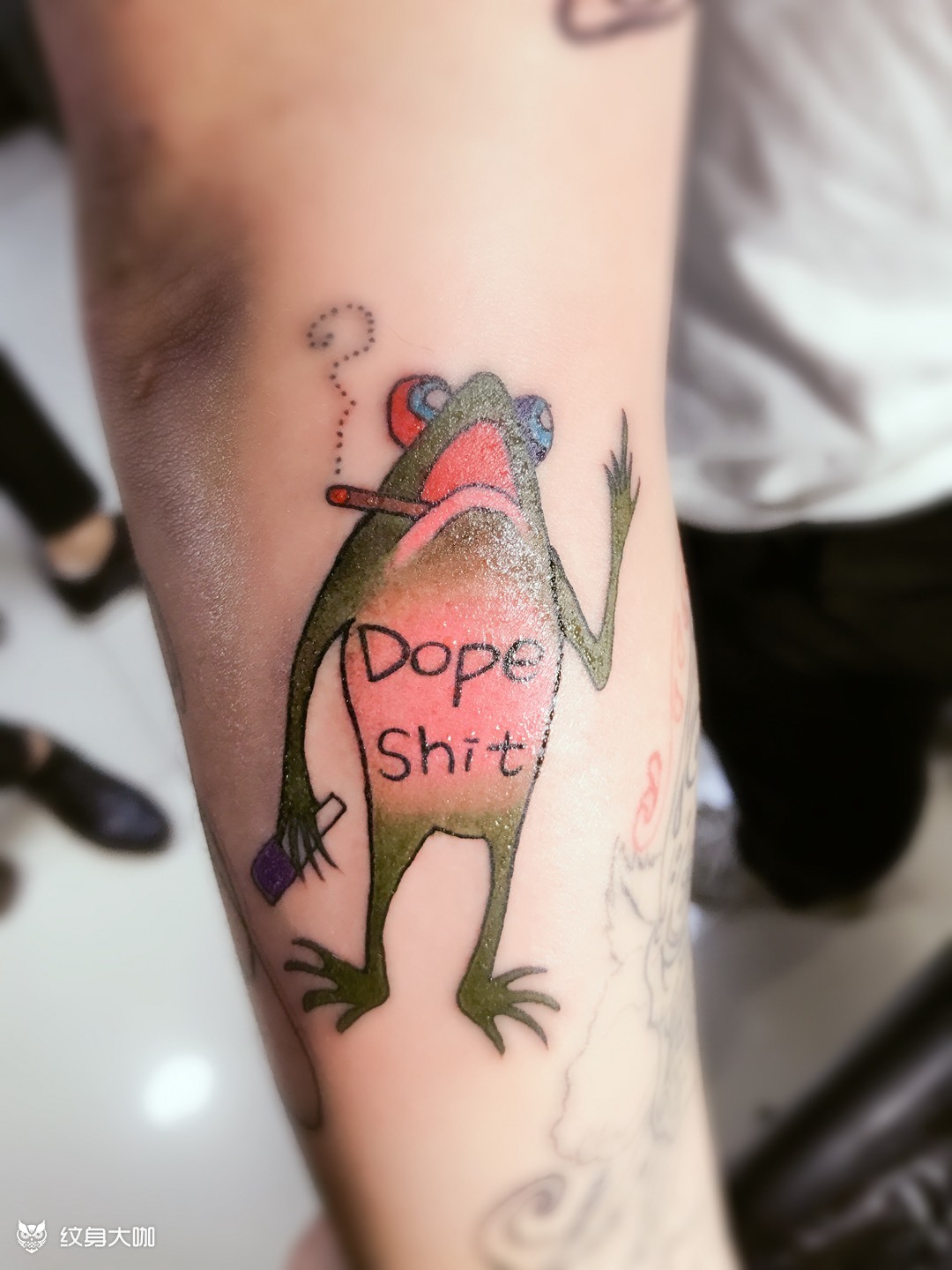 小臂rap青蛙_纹身图案手稿图片_沈阳纹身absolutepink的纹身作品集