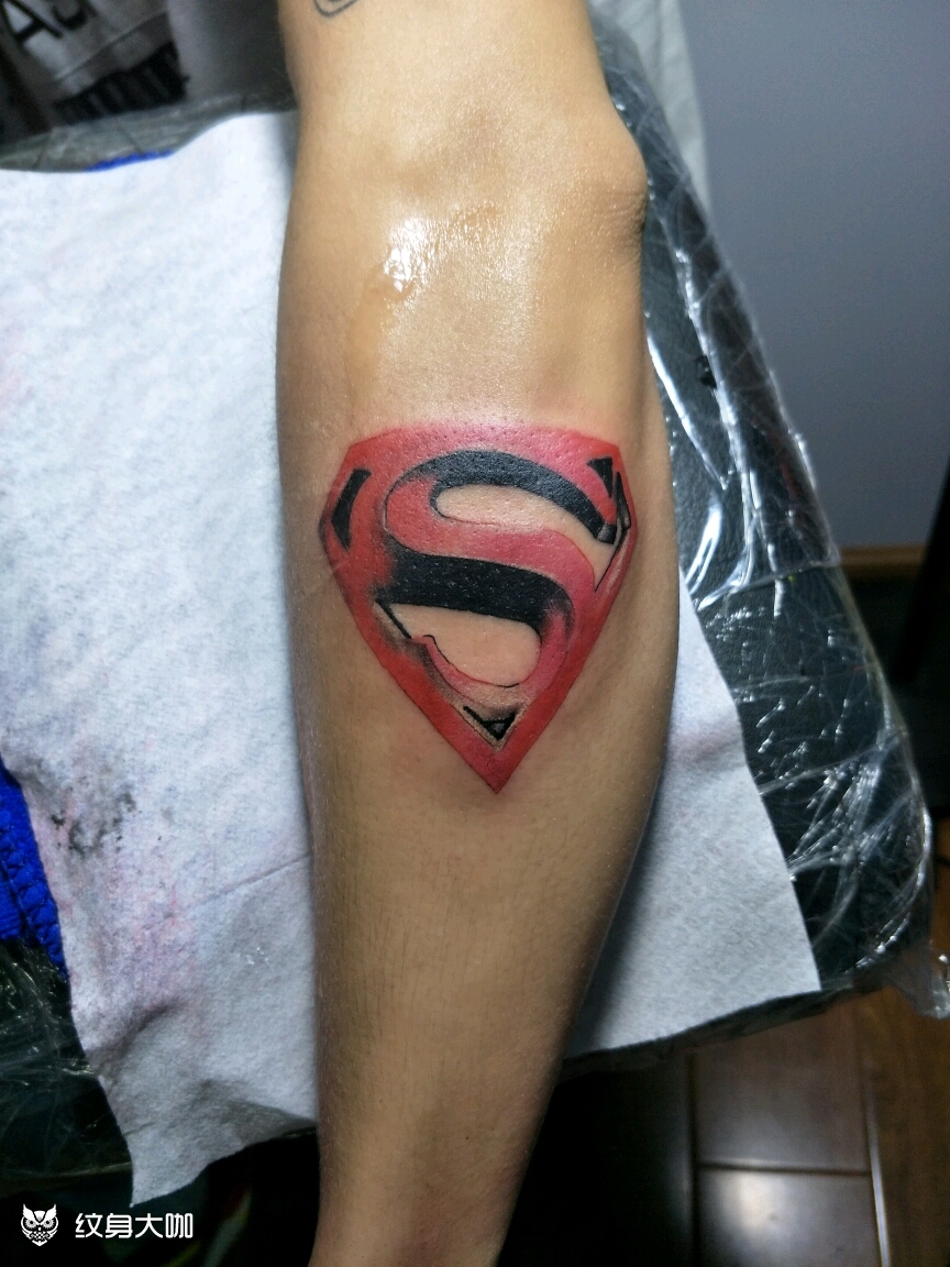 超人标志_纹身图案手稿图片_啊聪的纹身作品集