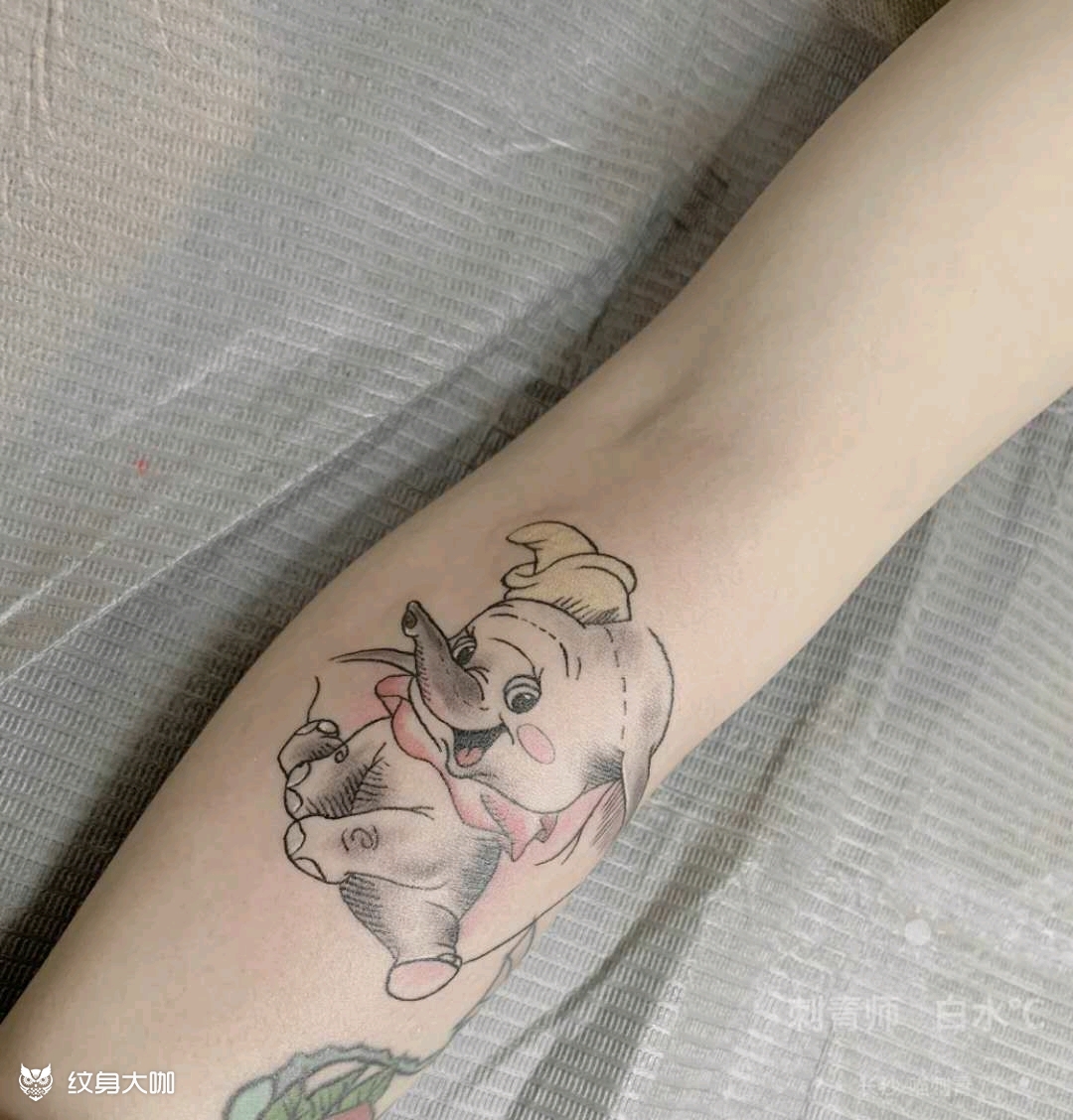 小飞象_纹身图案手稿图片_白水的纹身作品集