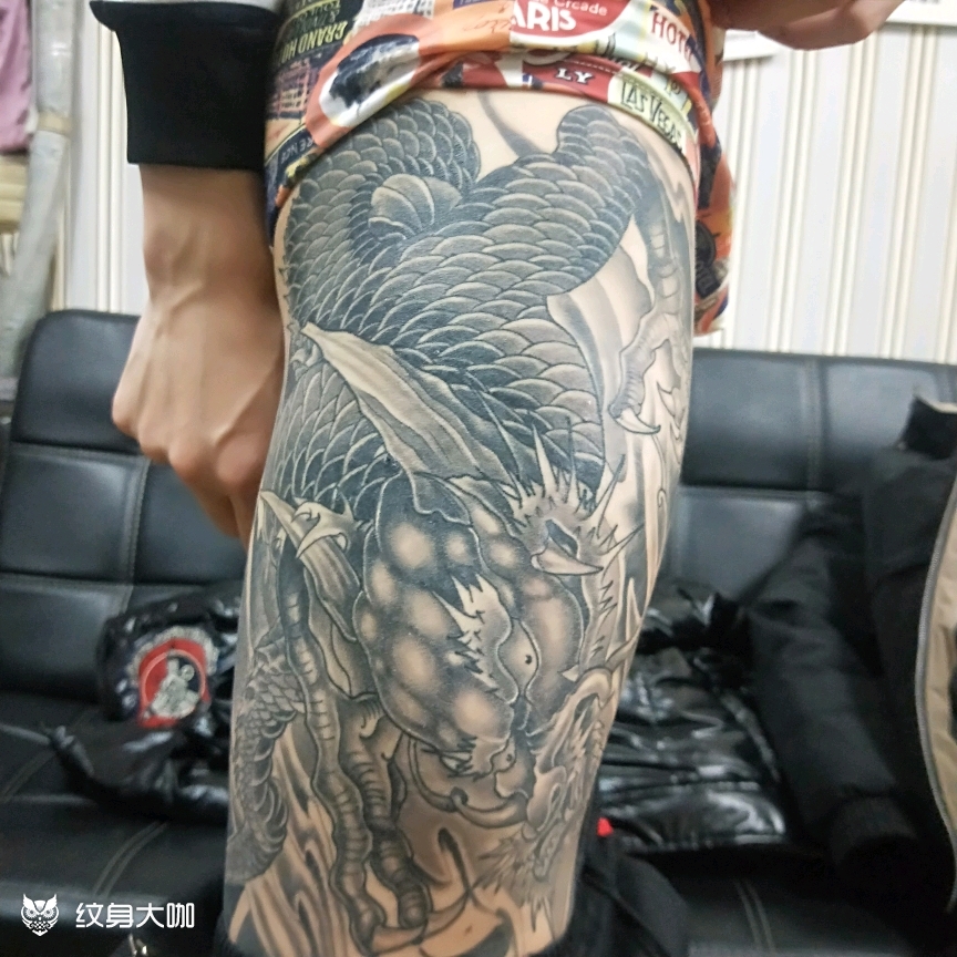 龙包大腿_纹身图案手稿图片_木子的纹身作品集