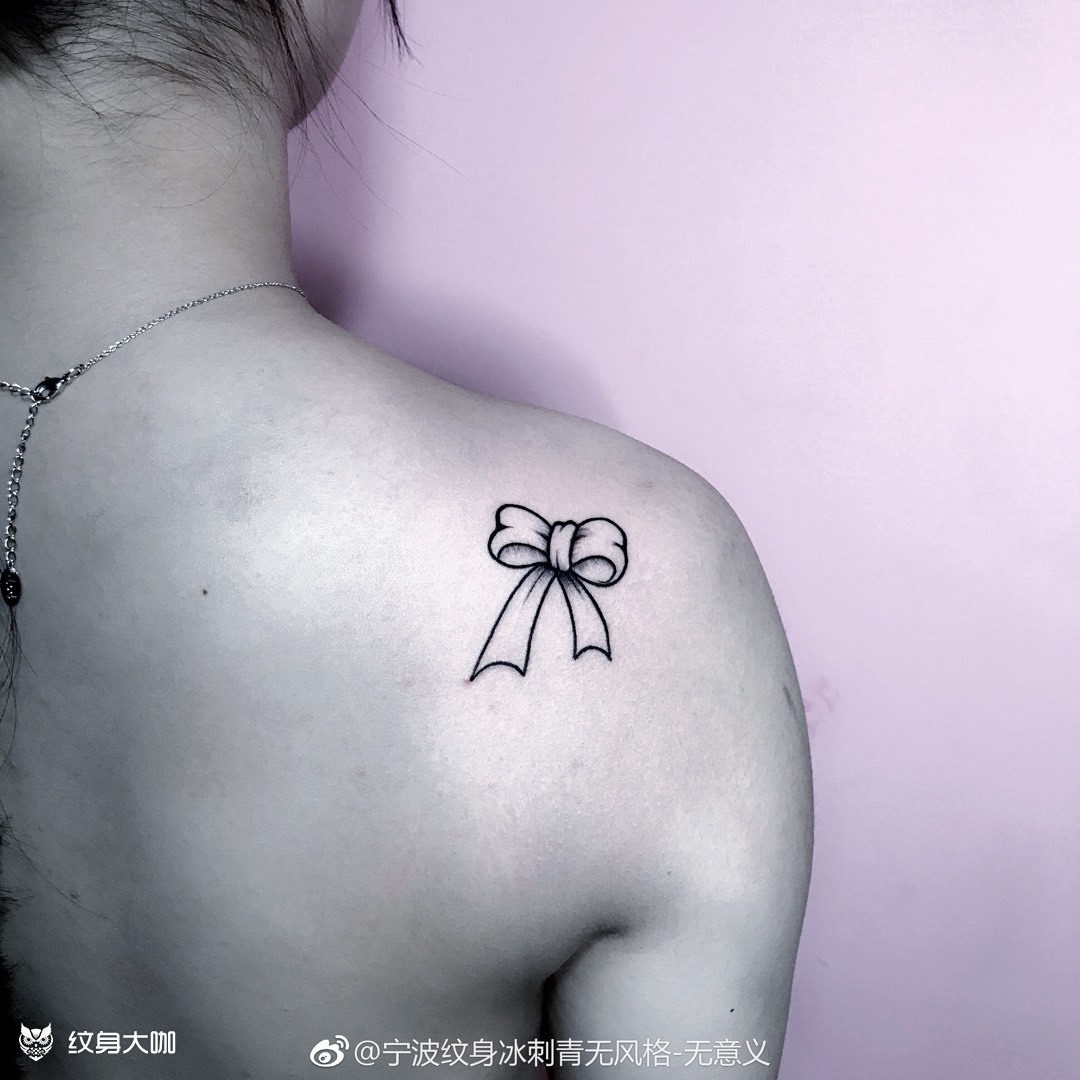 蝴蝶结_纹身图案手稿图片_啊冰的纹身作品集