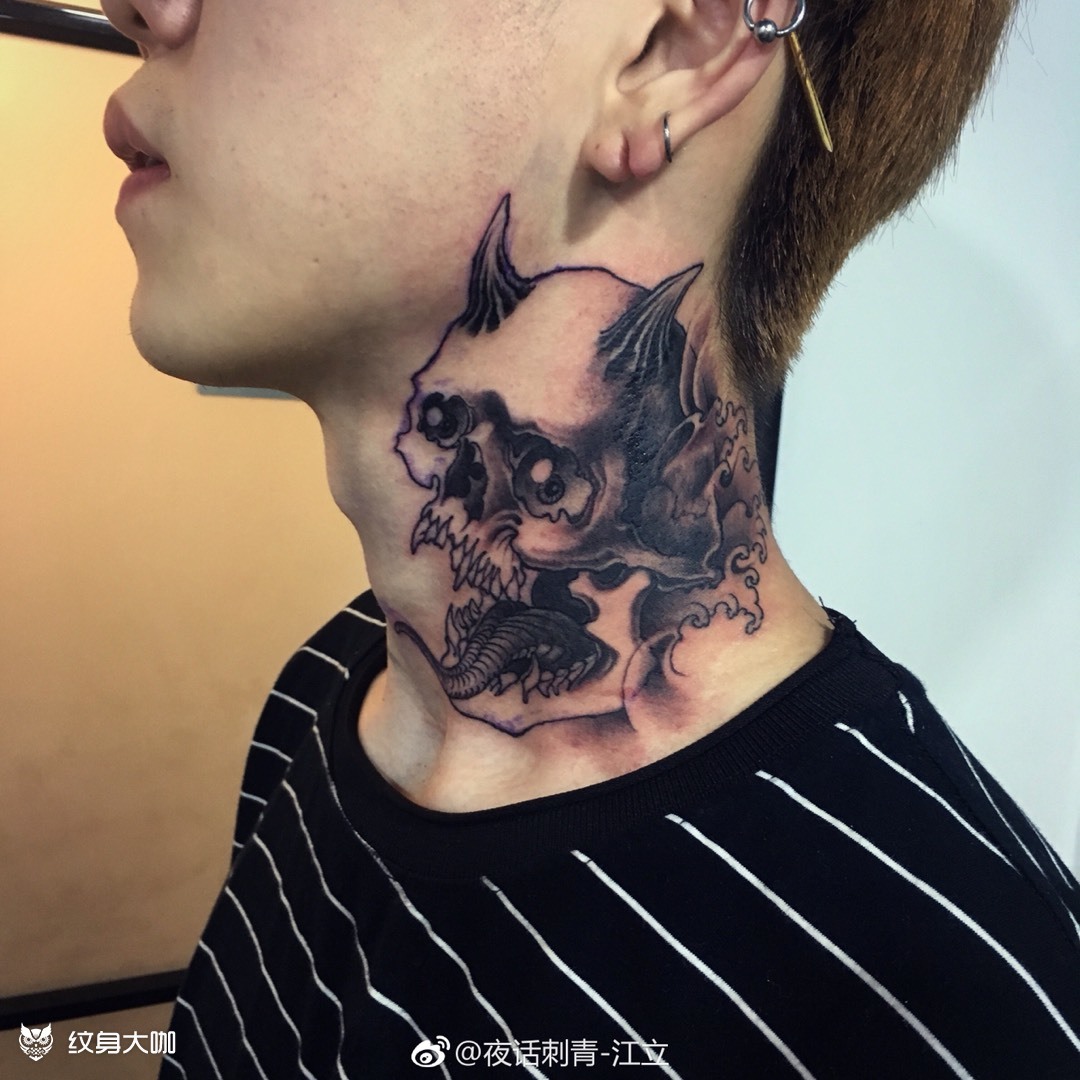 脖子骷髅 未完_纹身图案手稿图片_江立的纹身作品集