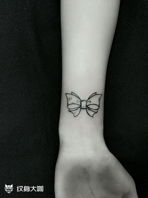 蝴蝶结_纹身图案手稿图片_狂龙刺客-衡的纹身作品集