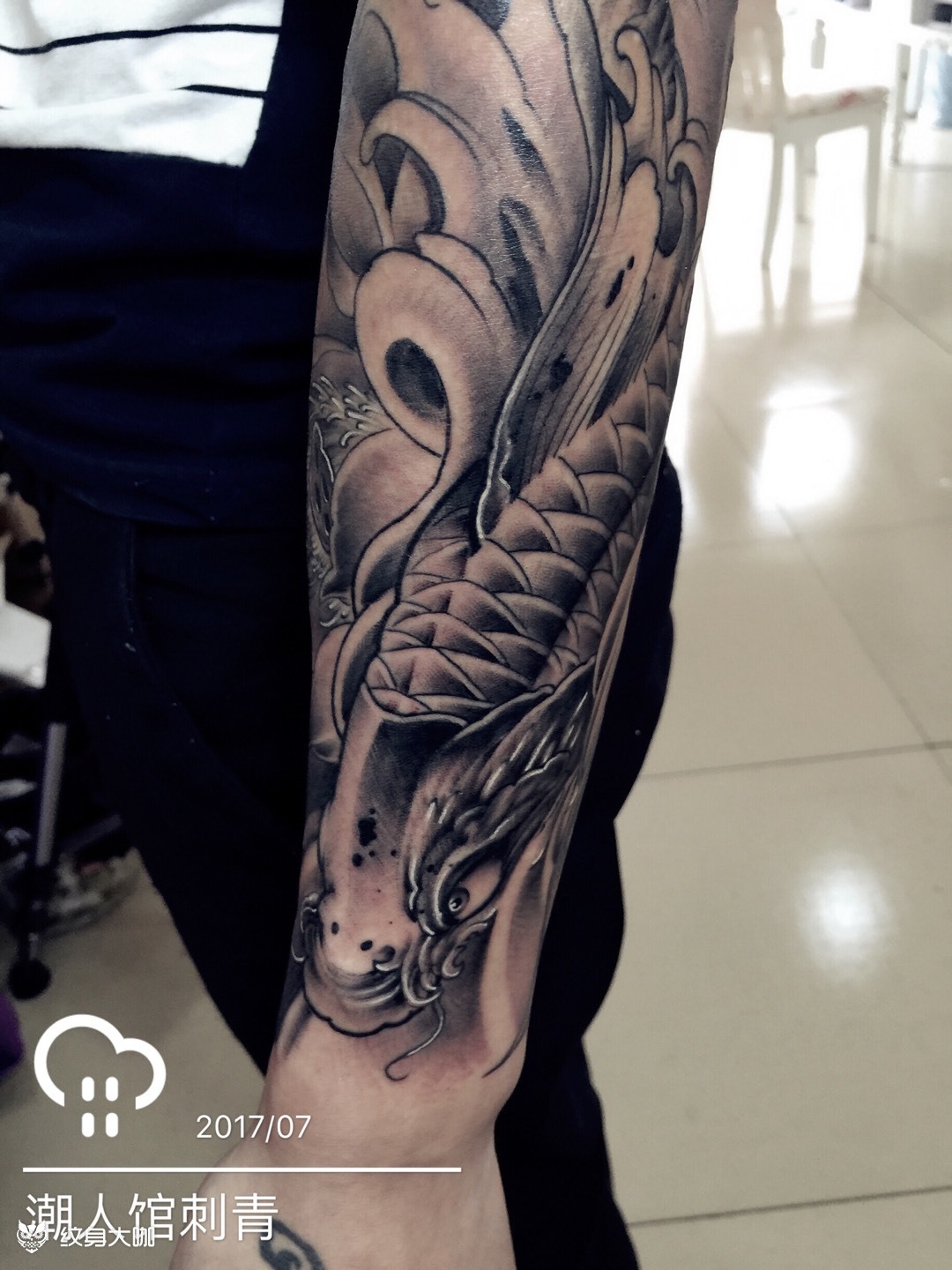 鲤鱼包小臂_纹身图案手稿图片_高远迎的纹身作品集