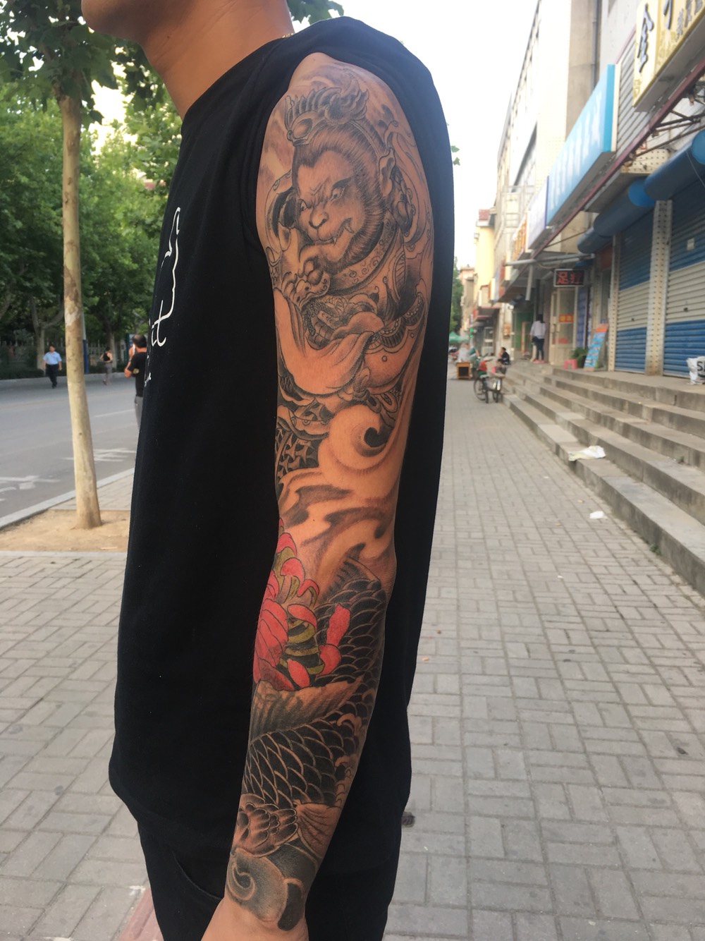 猴子鲤鱼花臂_纹身图案手稿图片_雕昱的纹身作品集
