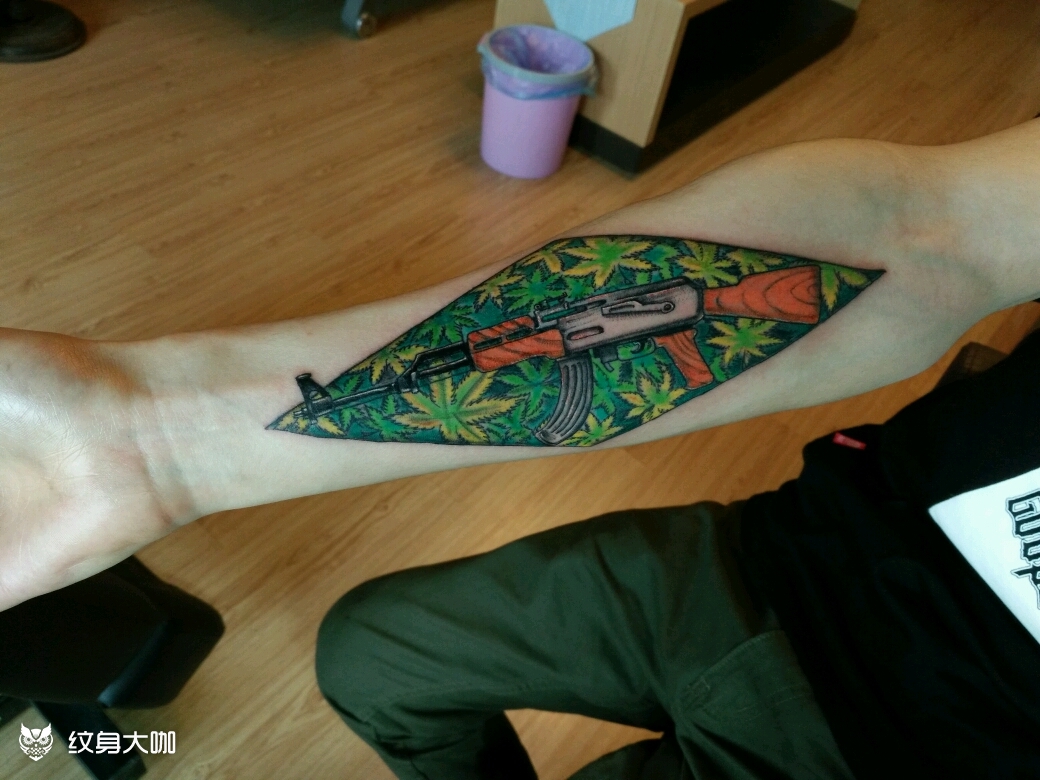 麻叶ak47_纹身图案手稿图片_李欣的纹身作品集