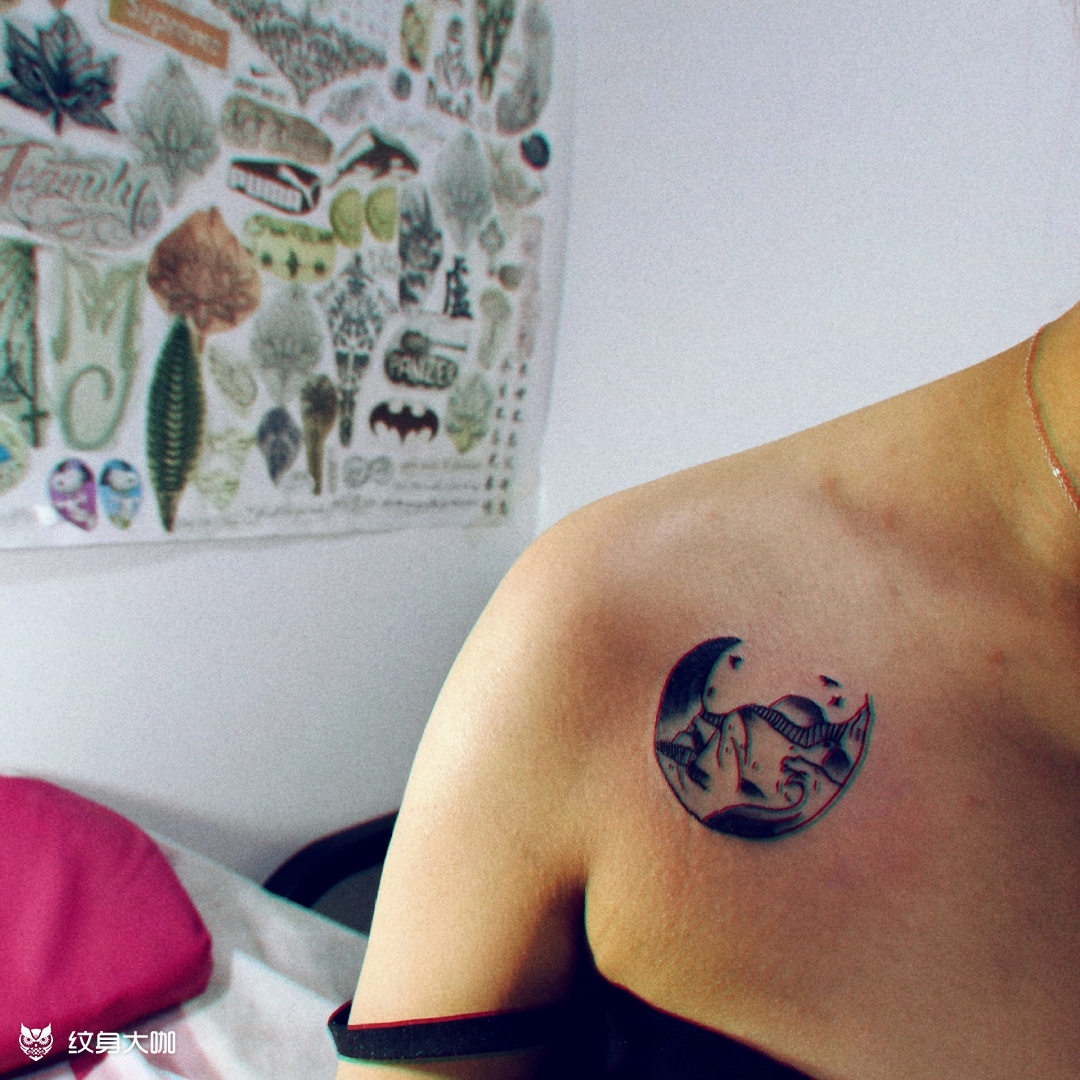 日月星辰山海_纹身图案手稿图片_monster的纹身作品集