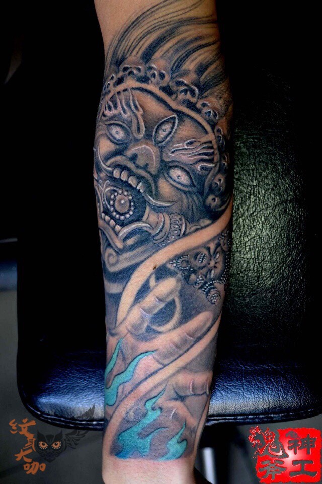 圈刺青手臂鸡皮肤怎么的简单介绍