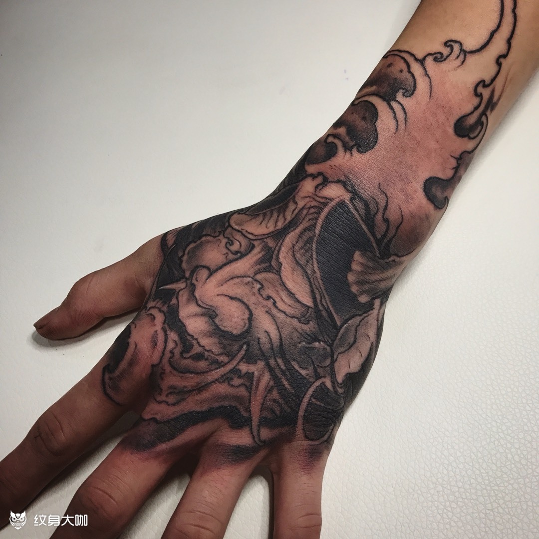 手背罗_纹身图案手稿图片_唐师傅的纹身作品集