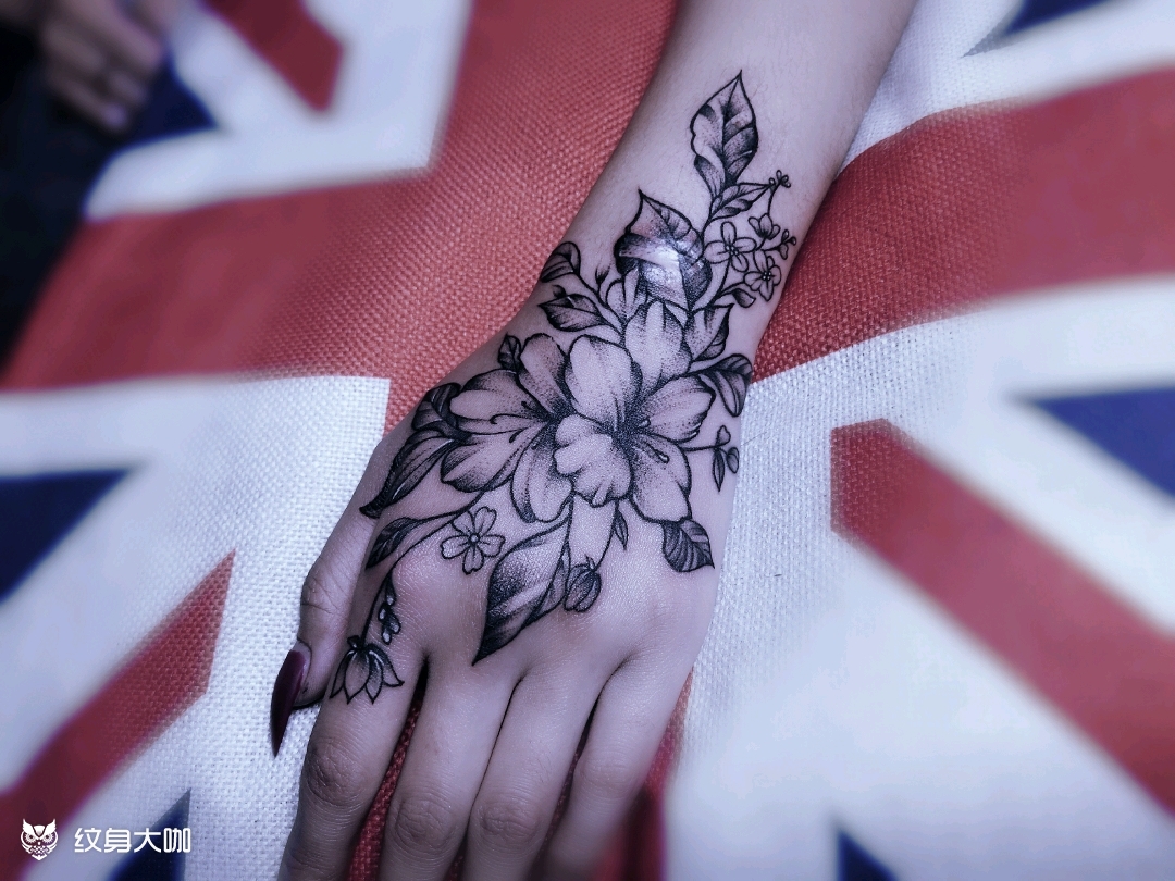 手背 素花_纹身图案手稿图片_文青的纹身作品集