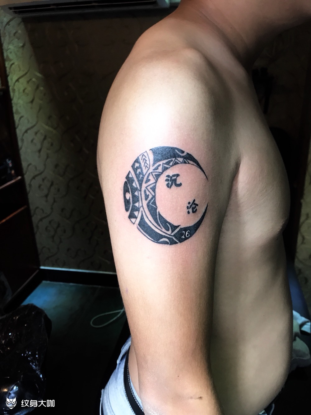 月亮图腾纹身