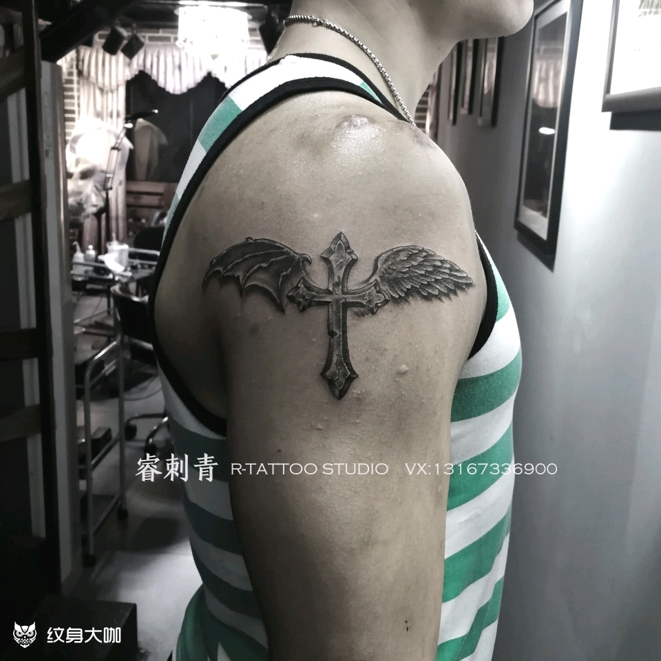 翅膀十字架_纹身图案手稿图片_黄子睿的纹身作品集