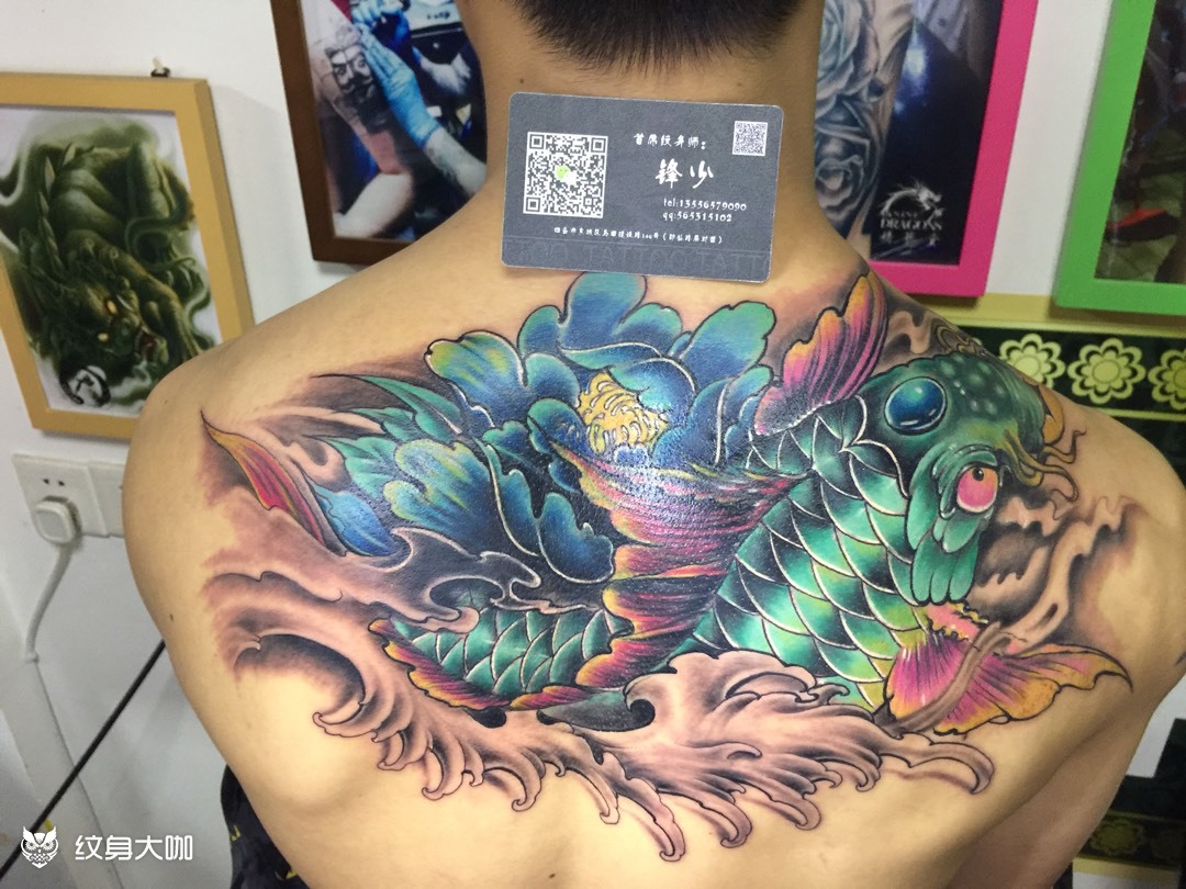 彩色鲤鱼_纹身图案手稿图片_陈泽荣的纹身作品集