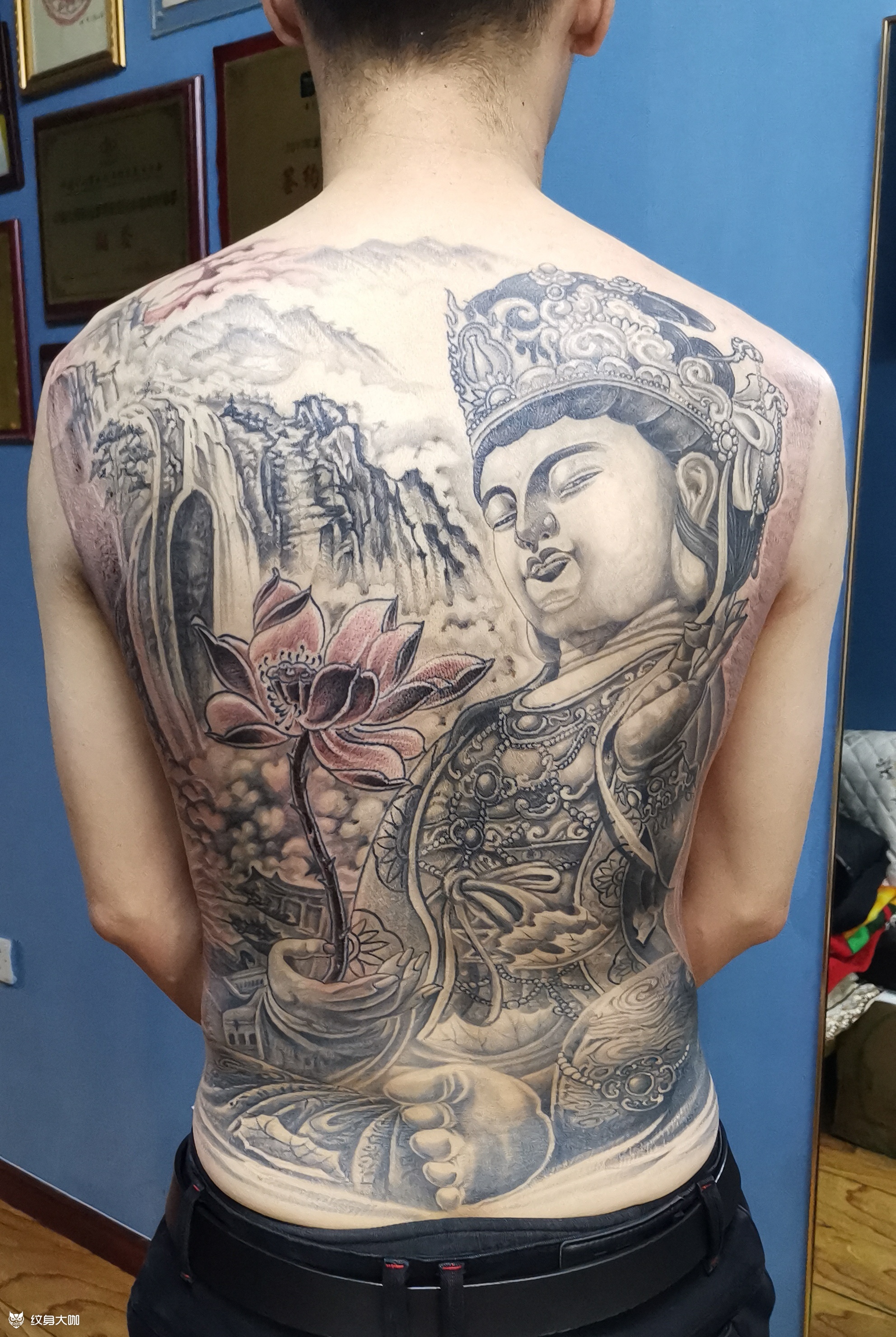 大势至菩萨_纹身图案手稿图片_殷红斌的纹身作品集
