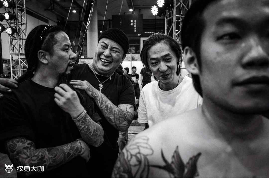 展会就是朋友聚会 比赛能否获_纹身吧社区 - 纹身大咖