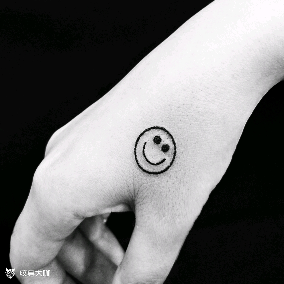 笑脸_纹身图案手稿图片_鹤无双的纹身作品集