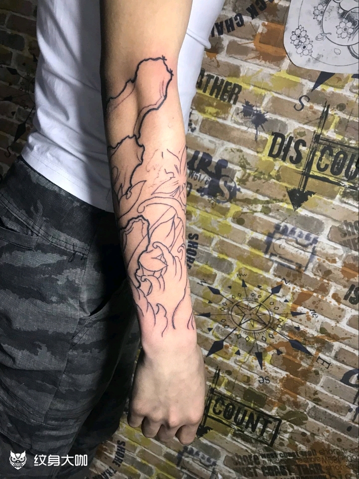浪臂 未上色_纹身图案手稿图片_阿bao的纹身作品集