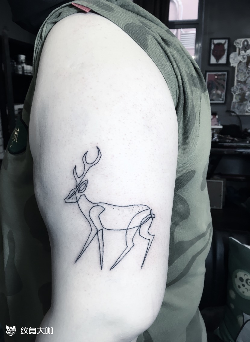 线条鹿_纹身图案手稿图片_聂雪茹的纹身作品集