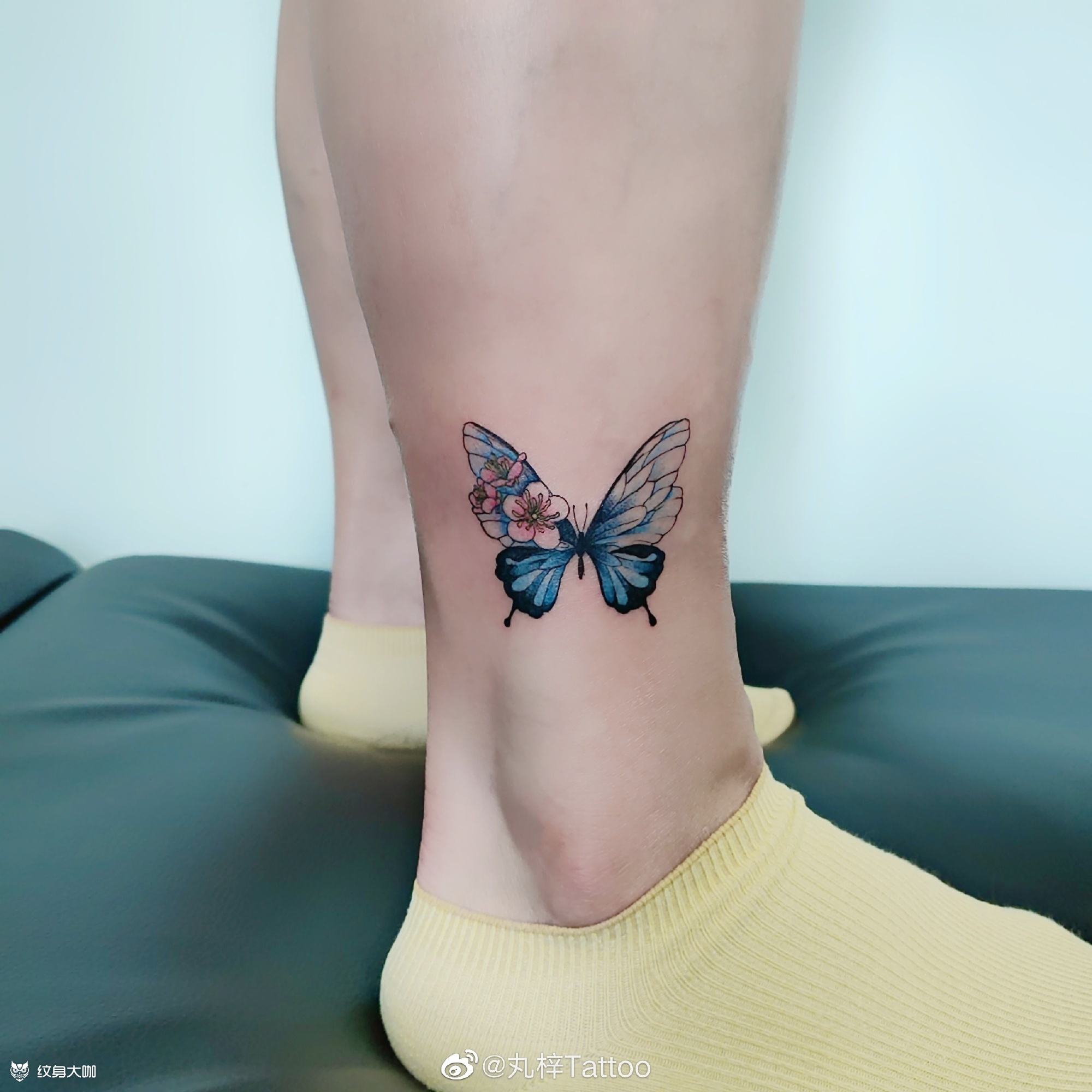 蝴蝶花朵文身_纹身图案手稿图片_丸梓的纹身作品集
