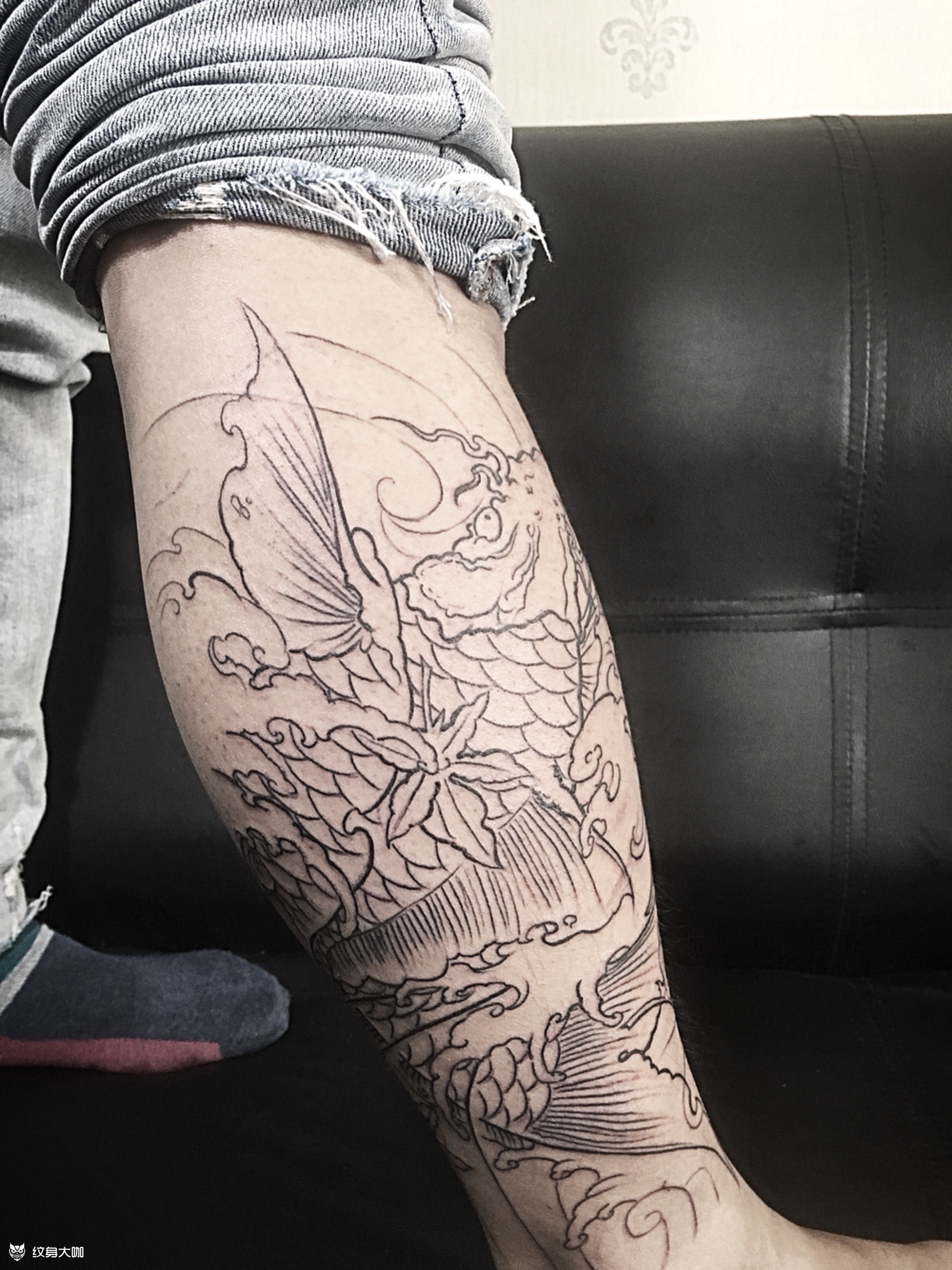 小腿鲤鱼线条完成_纹身图案手稿图片_吴强的纹身作品集